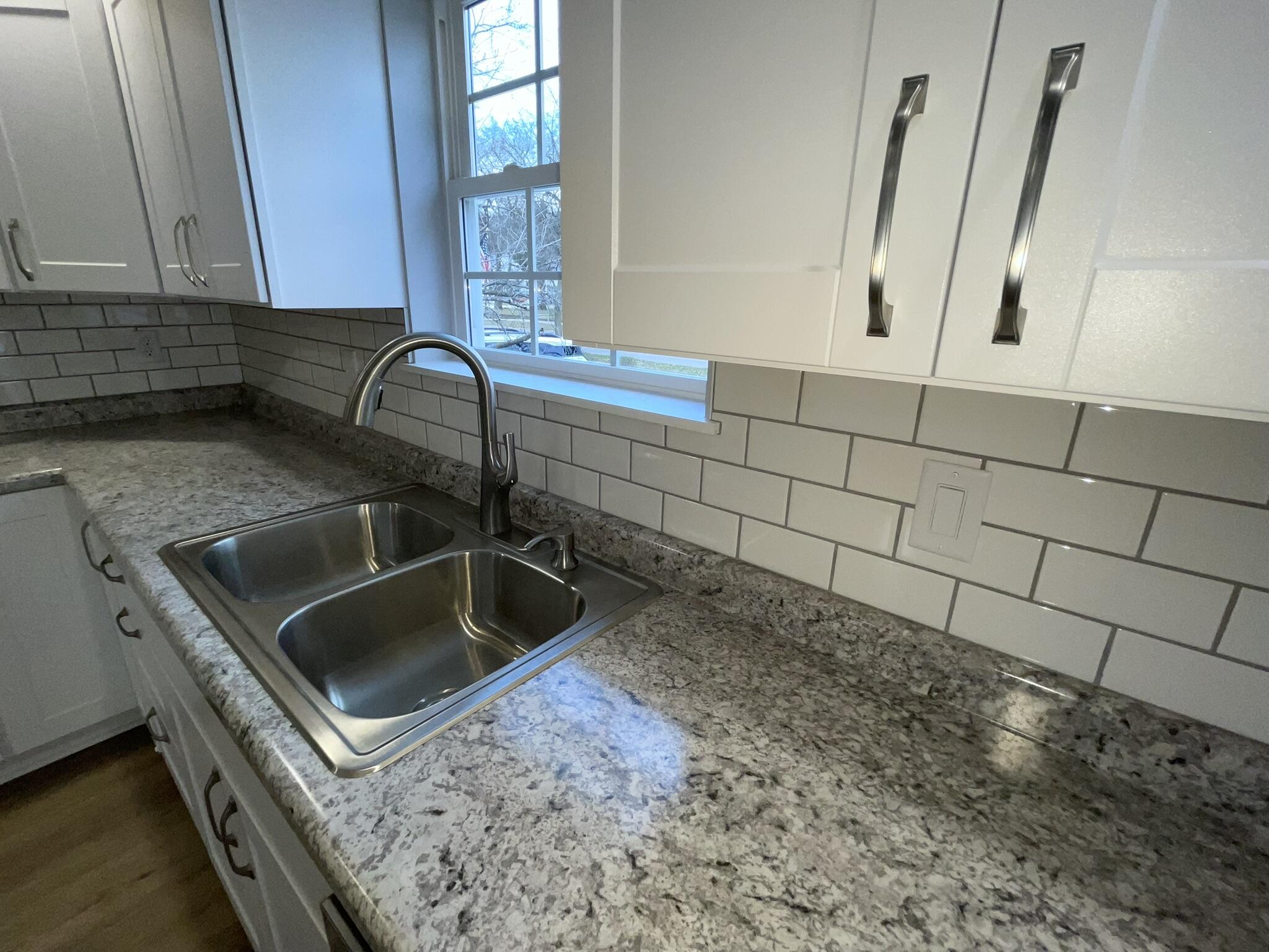 913 Pine Avenue Property Photo 10