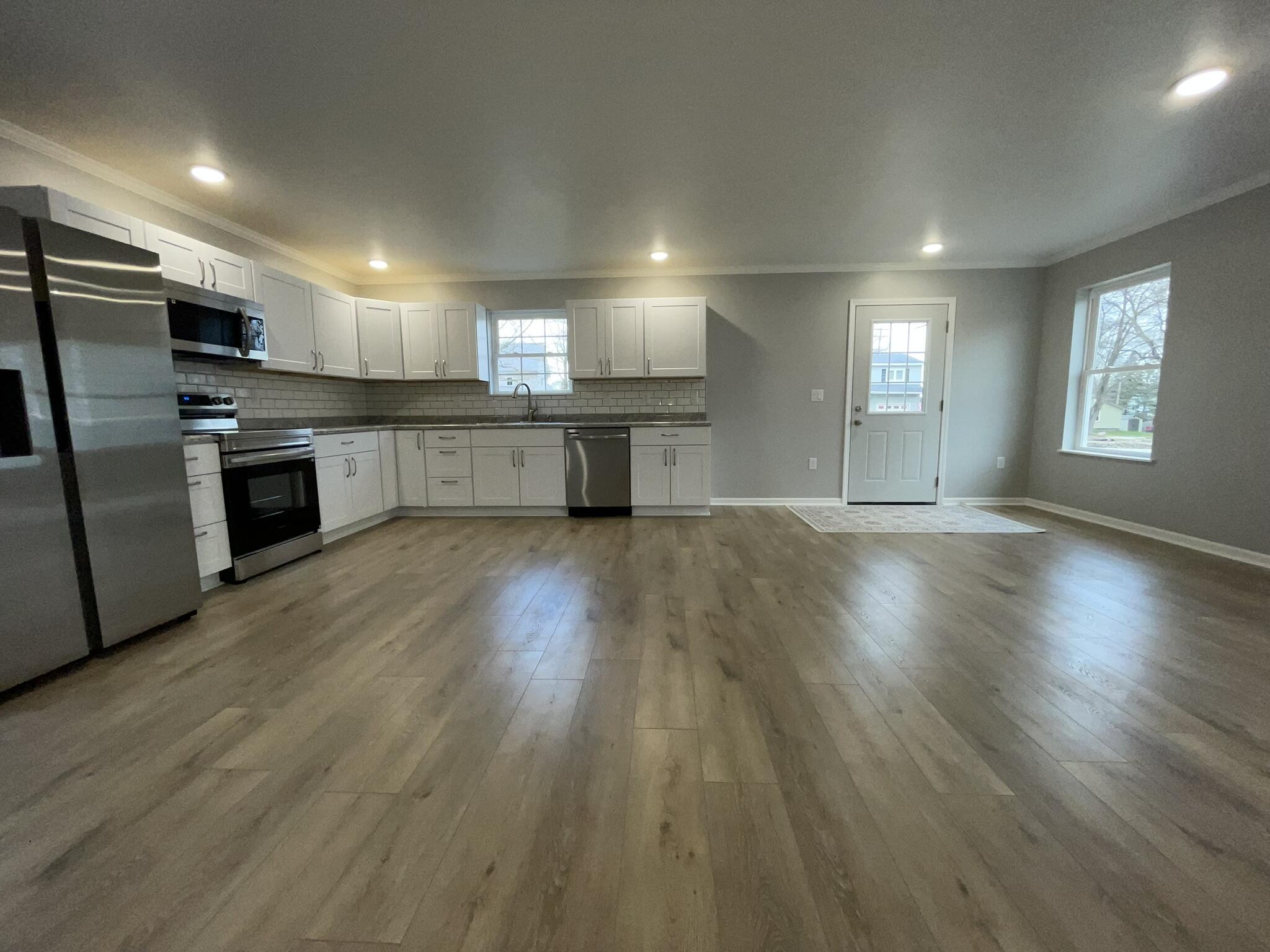 913 Pine Avenue Property Photo 14