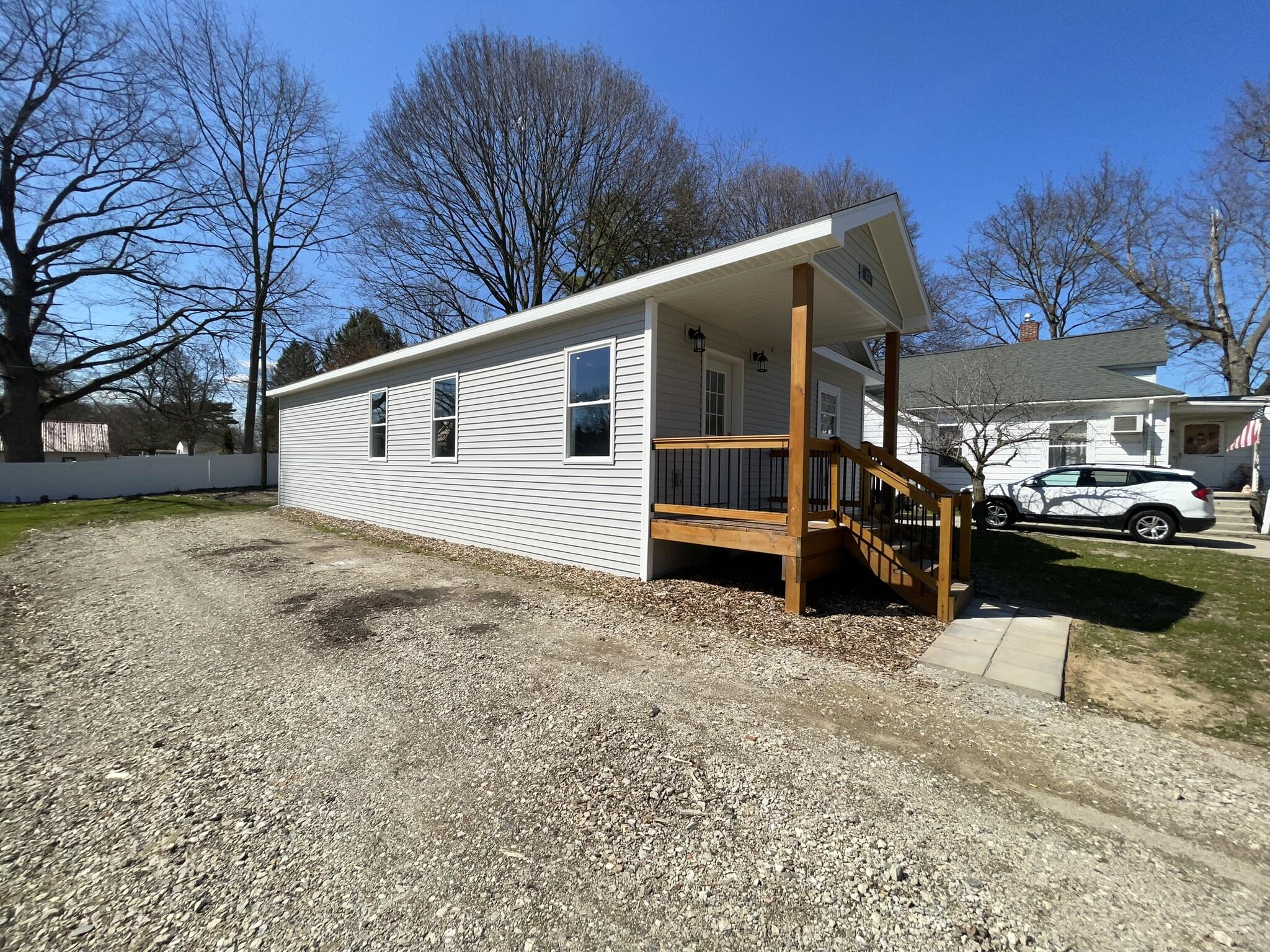 913 Pine Avenue Property Photo 37