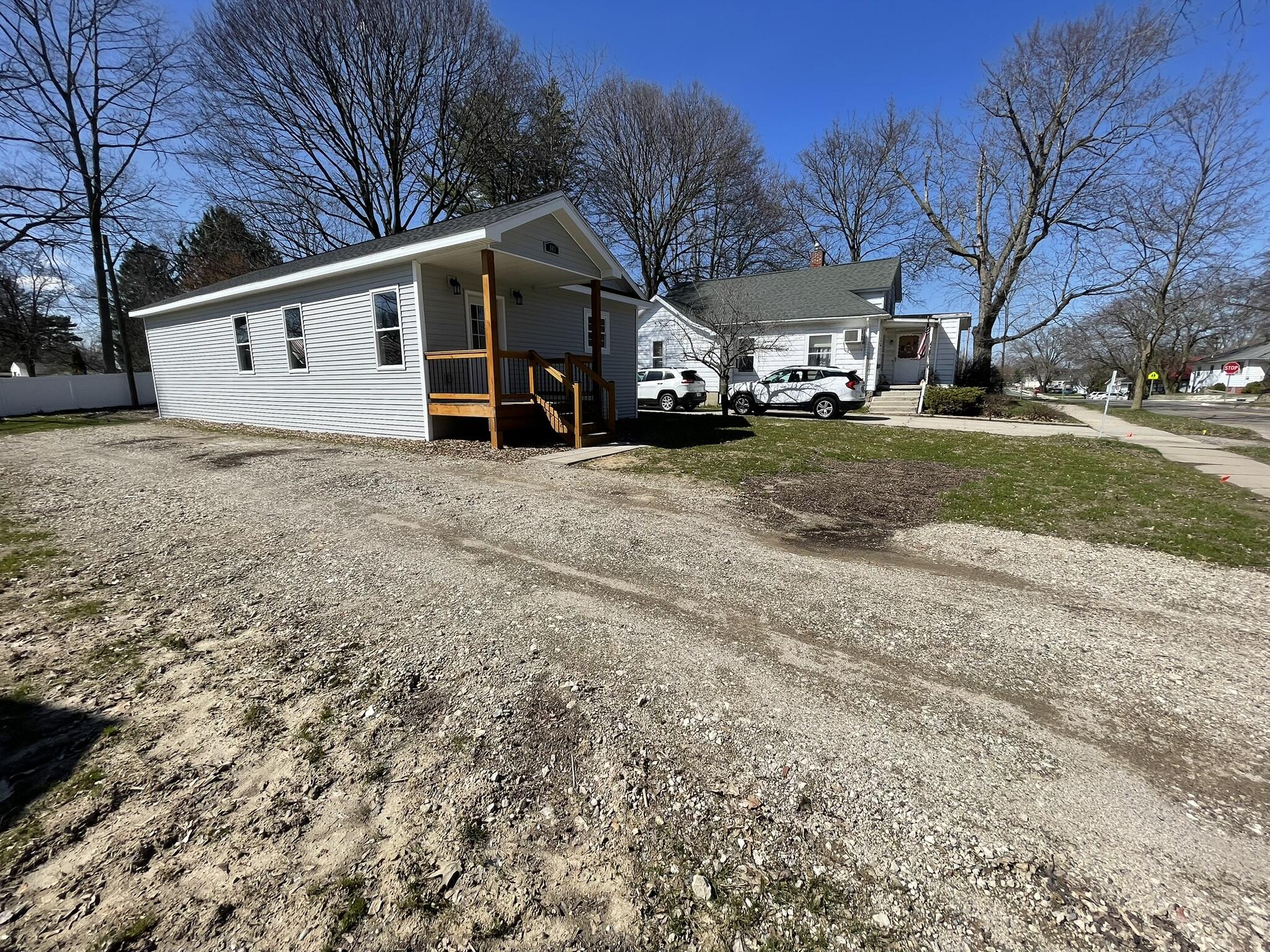 913 Pine Avenue Property Photo 38