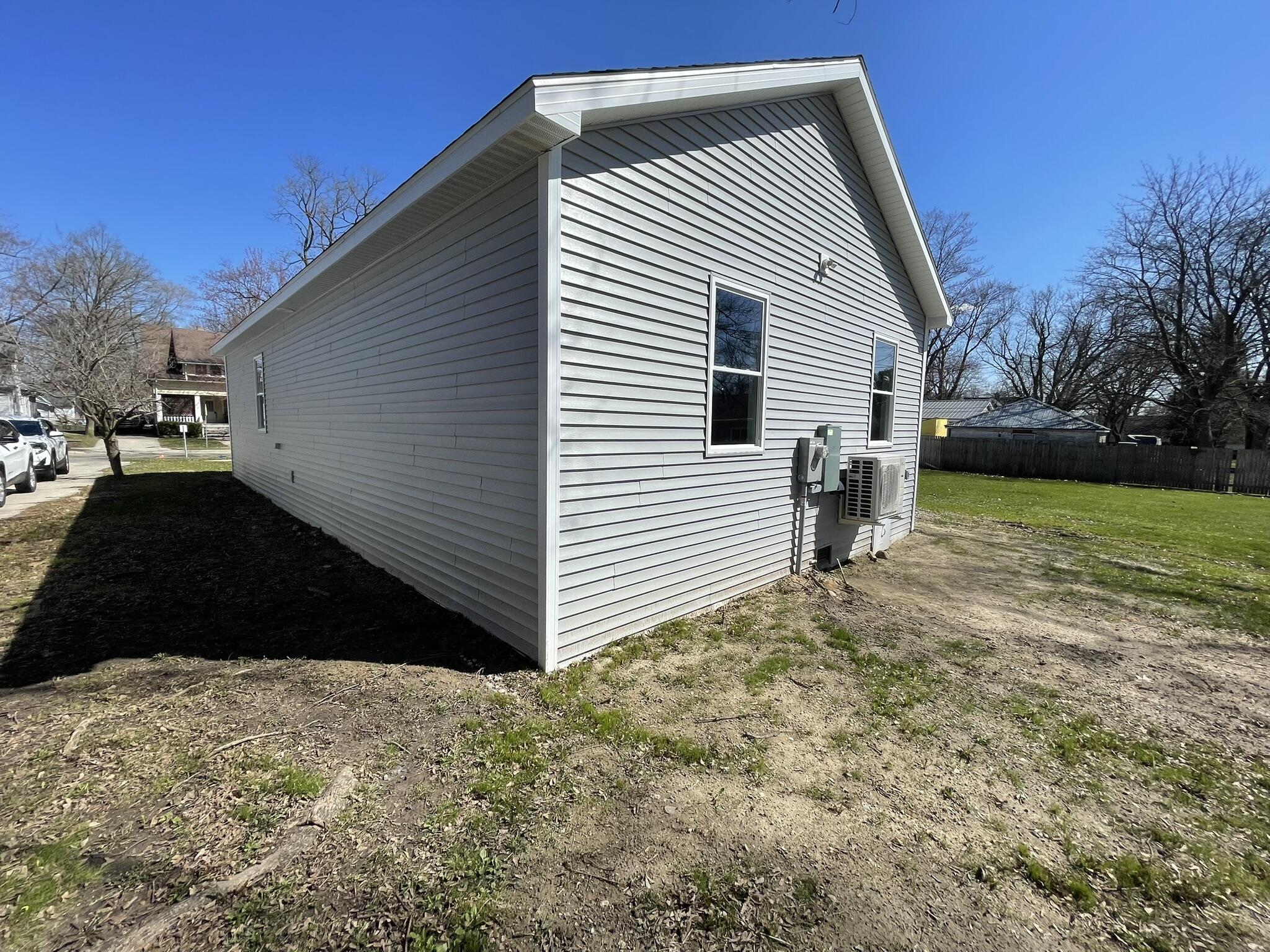 913 Pine Avenue Property Photo 45