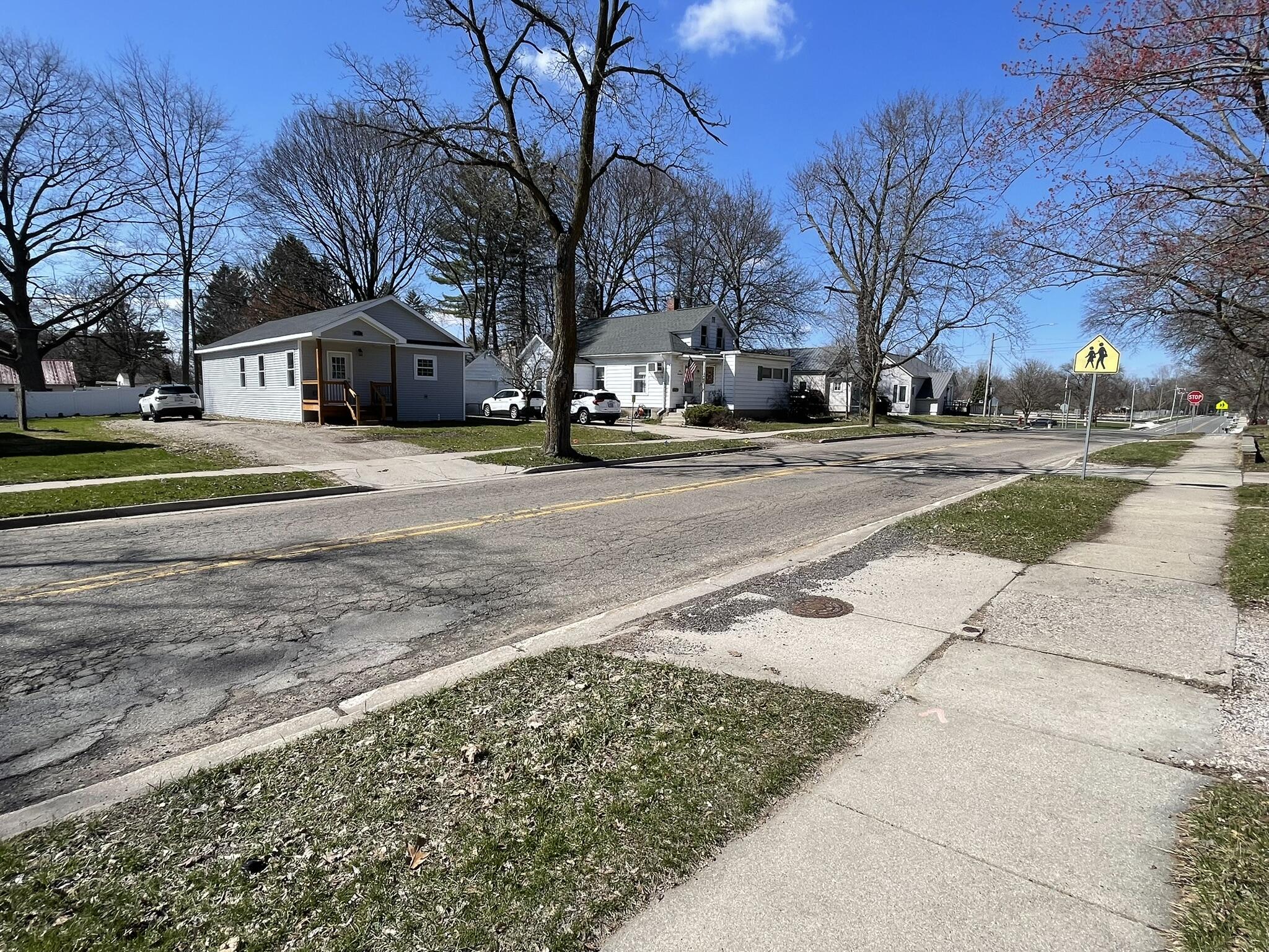 913 Pine Avenue Property Photo 47
