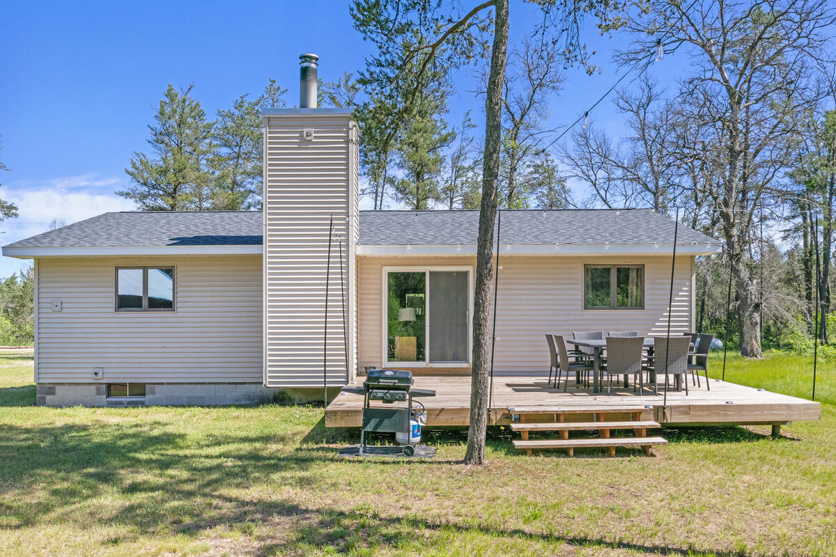 27 E 9 Mile Road Property Photo 6