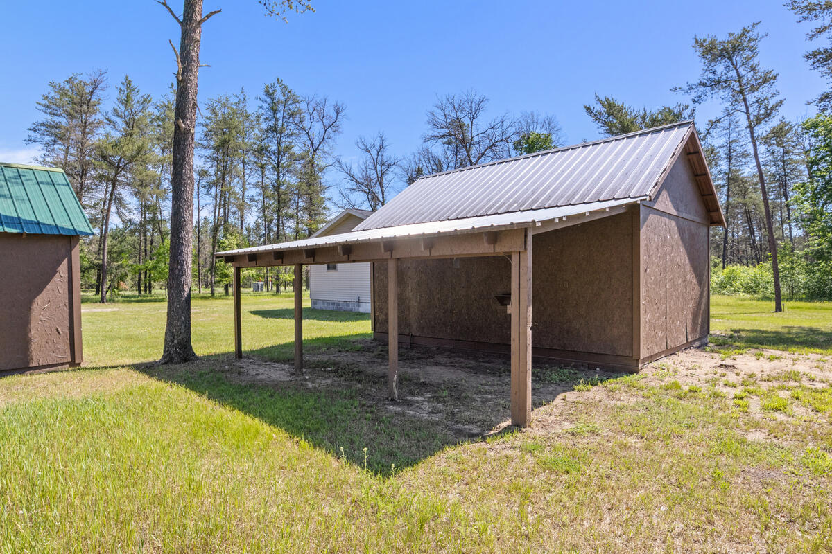 27 E 9 Mile Road Property Photo 14