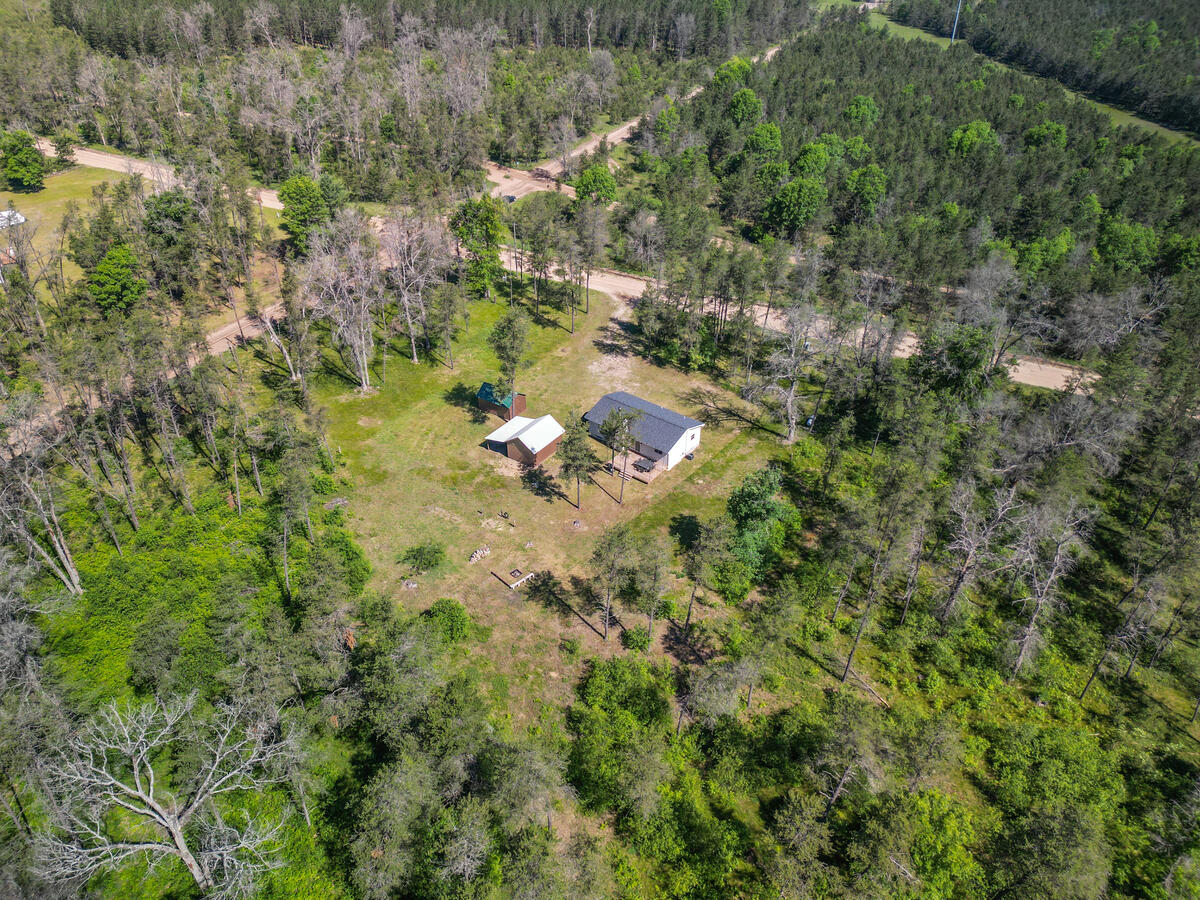 27 E 9 Mile Road Property Photo 40
