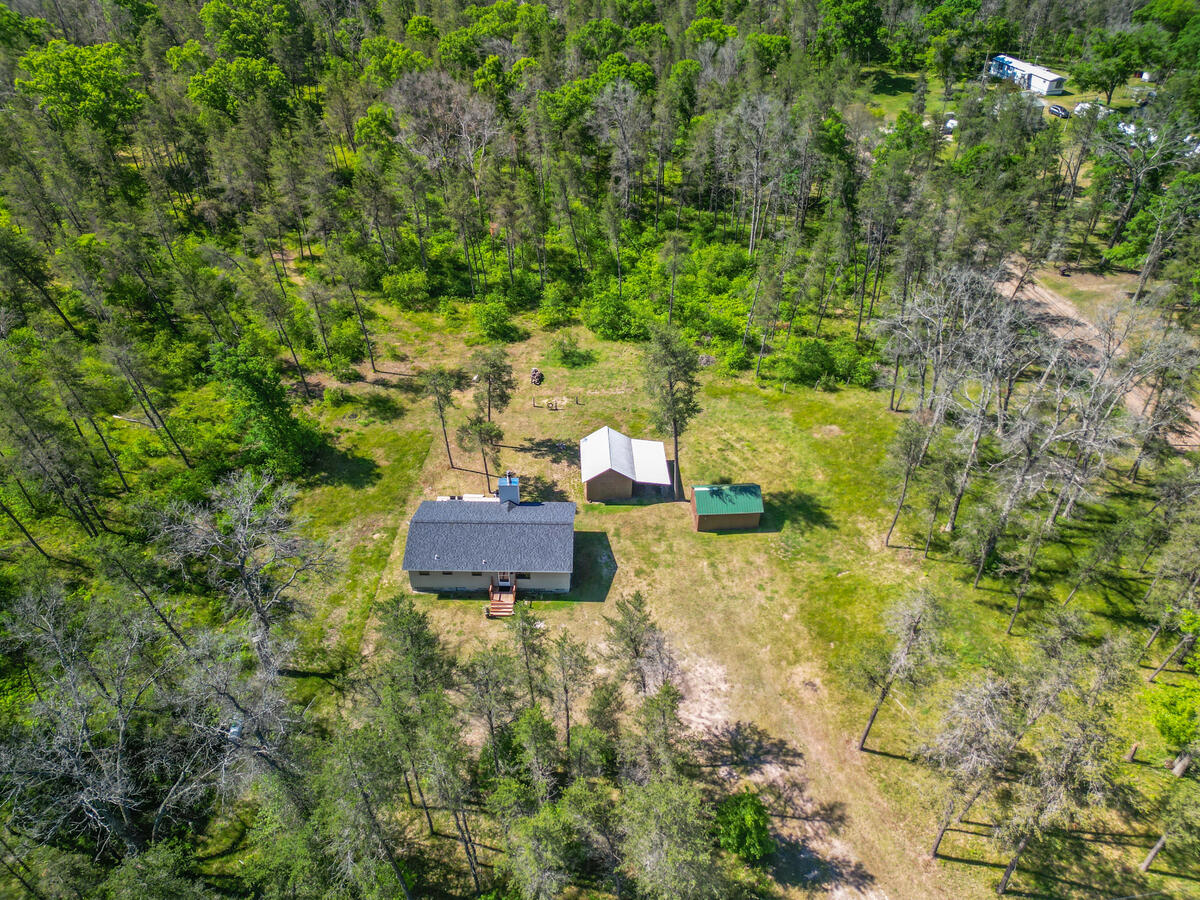 27 E 9 Mile Road Property Photo 43