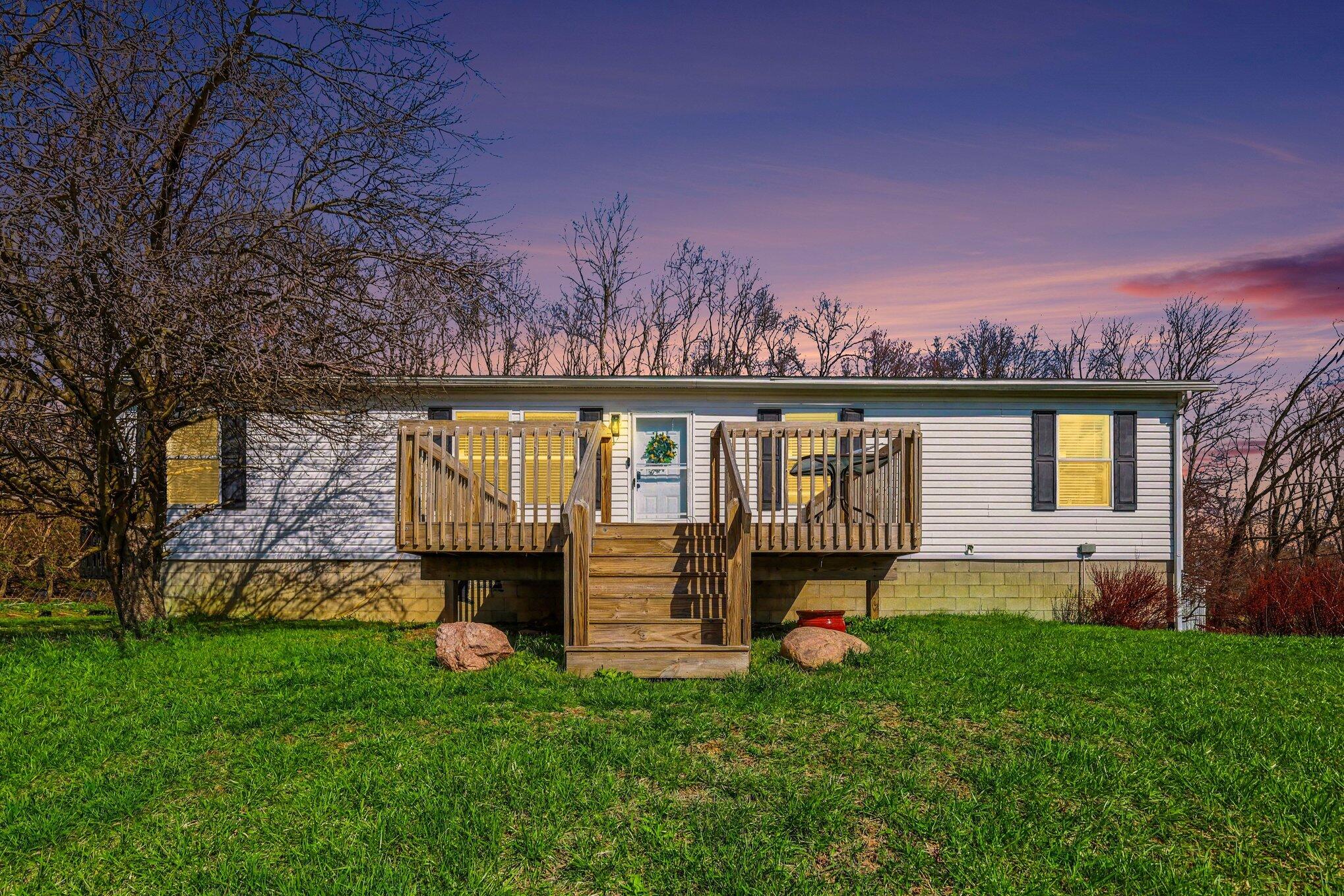 9491 Thorne Road Property Photo 1