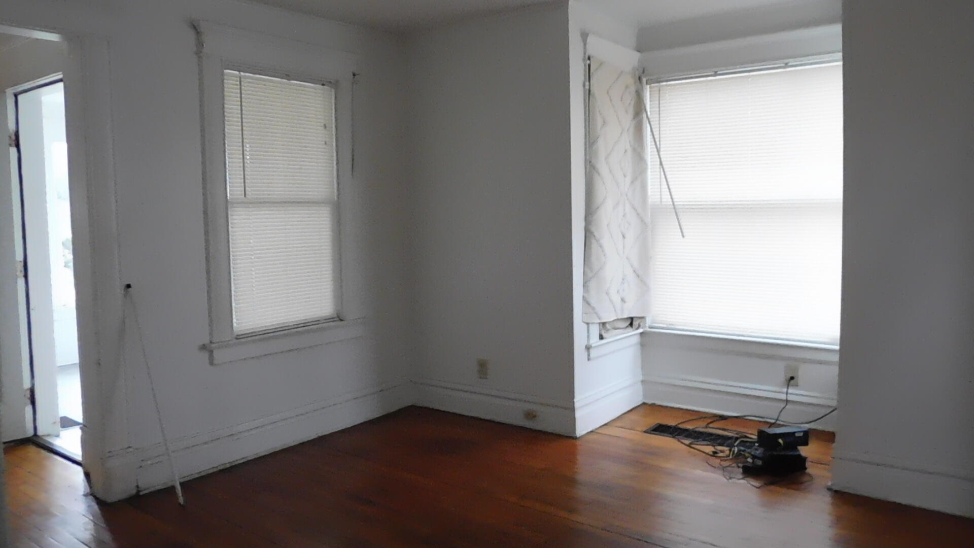 926 Cottage Avenue Property Photo 4