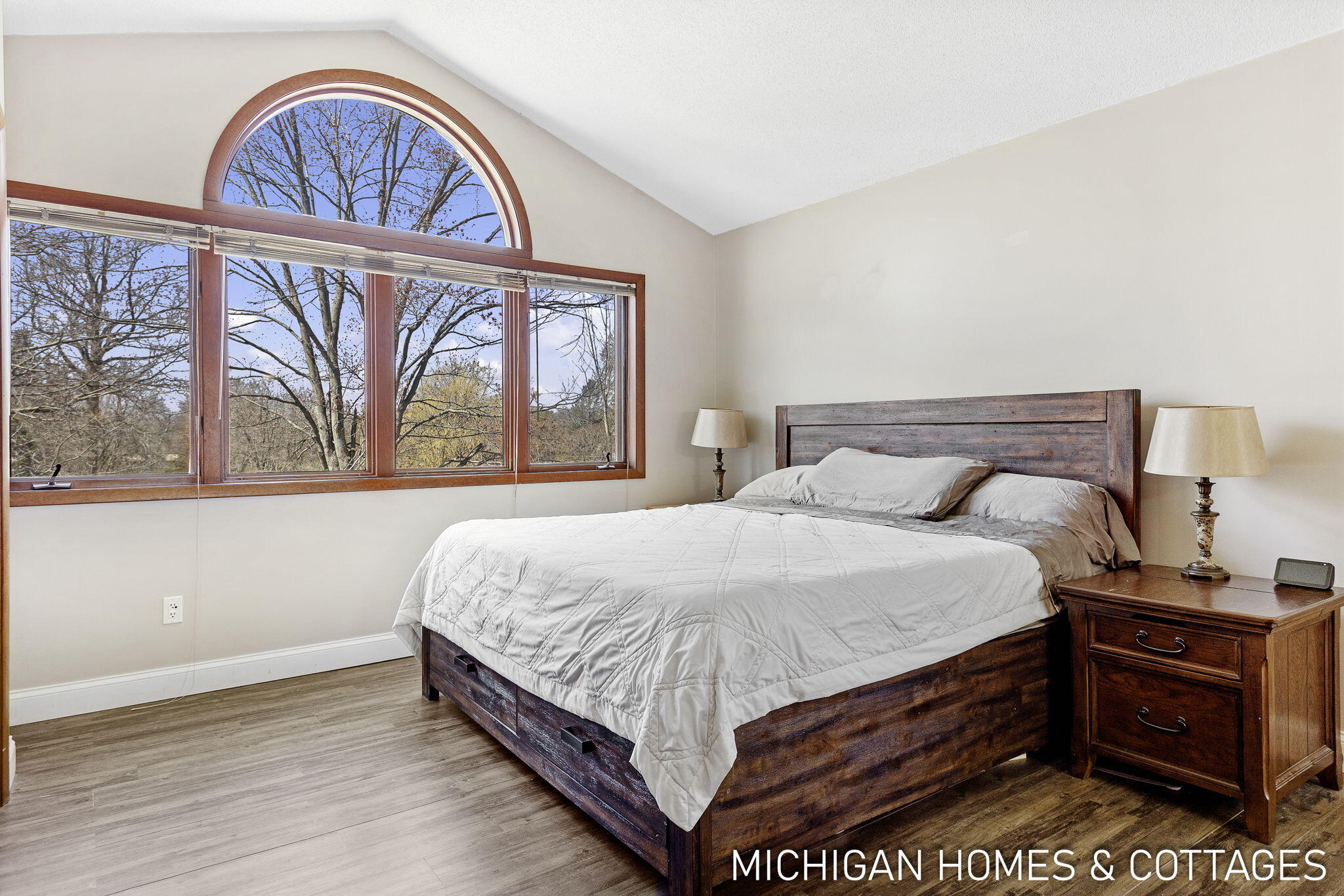 1661 68th Street Property Photo 11