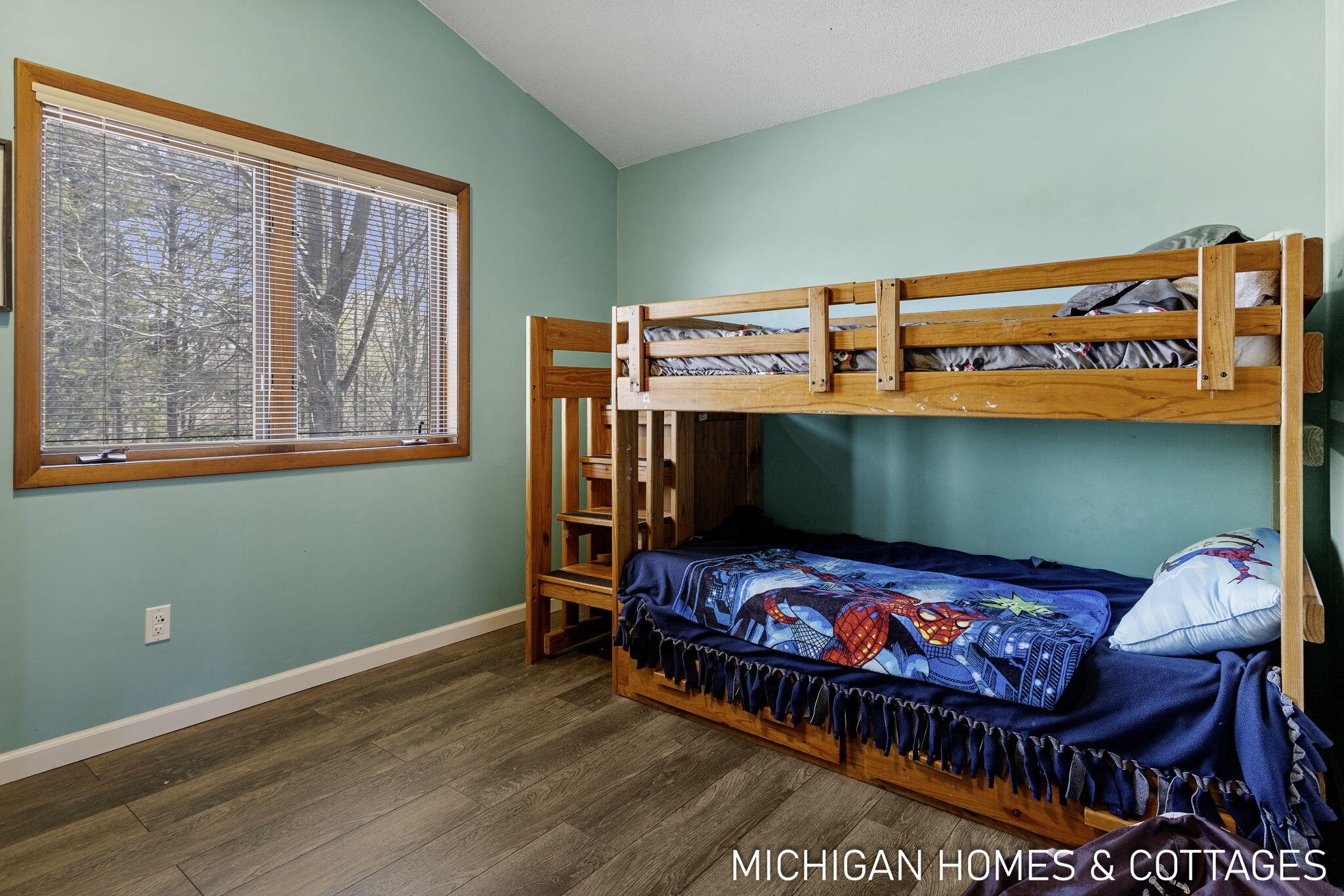 1661 68th Street Property Photo 13