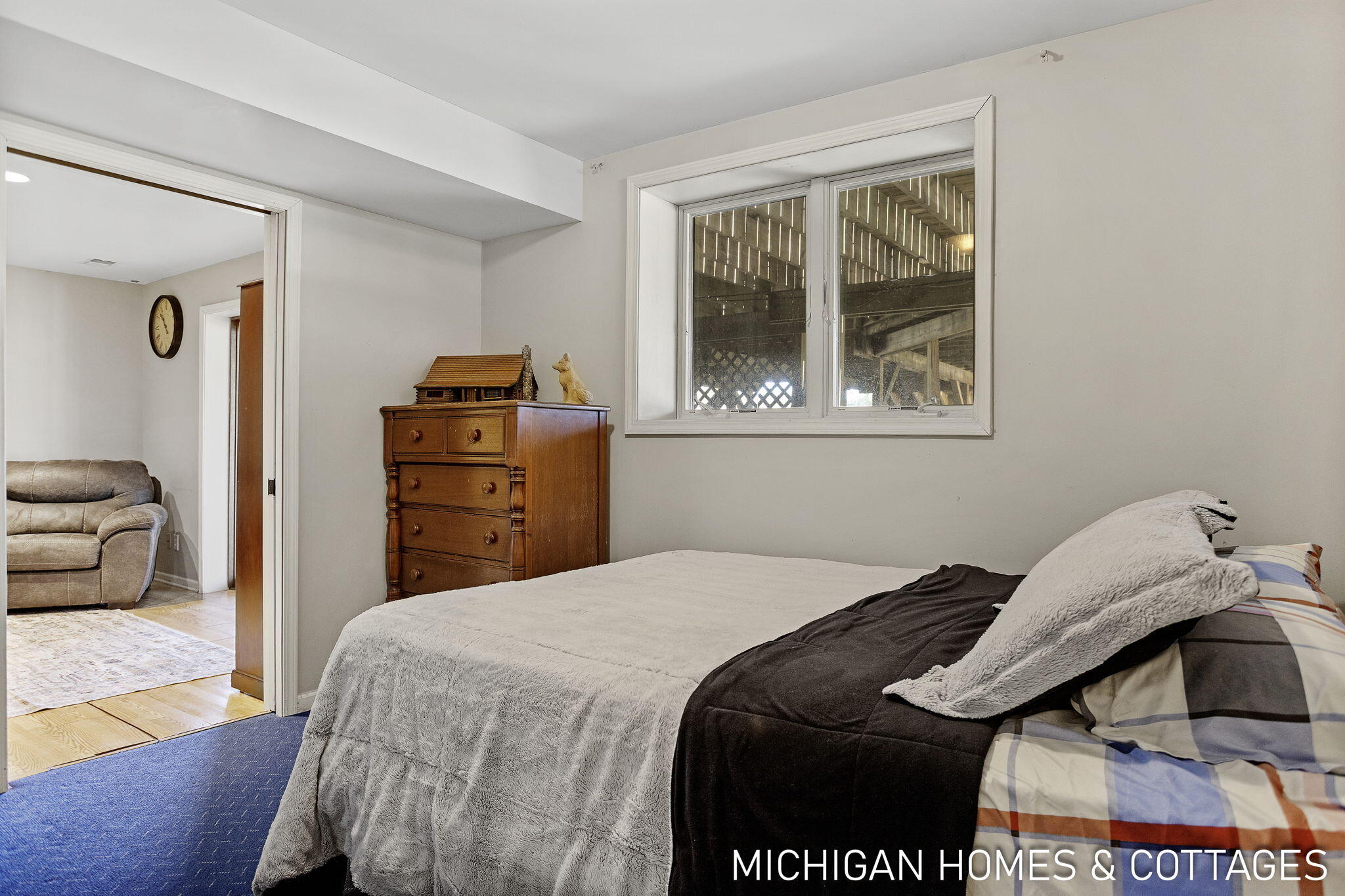 1661 68th Street Property Photo 17