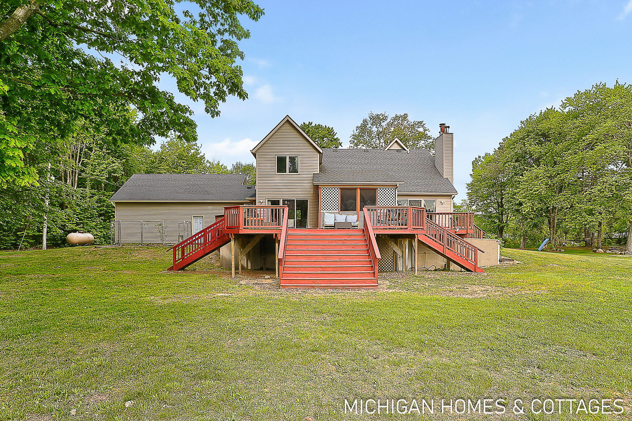 1661 68th Street Property Photo 23