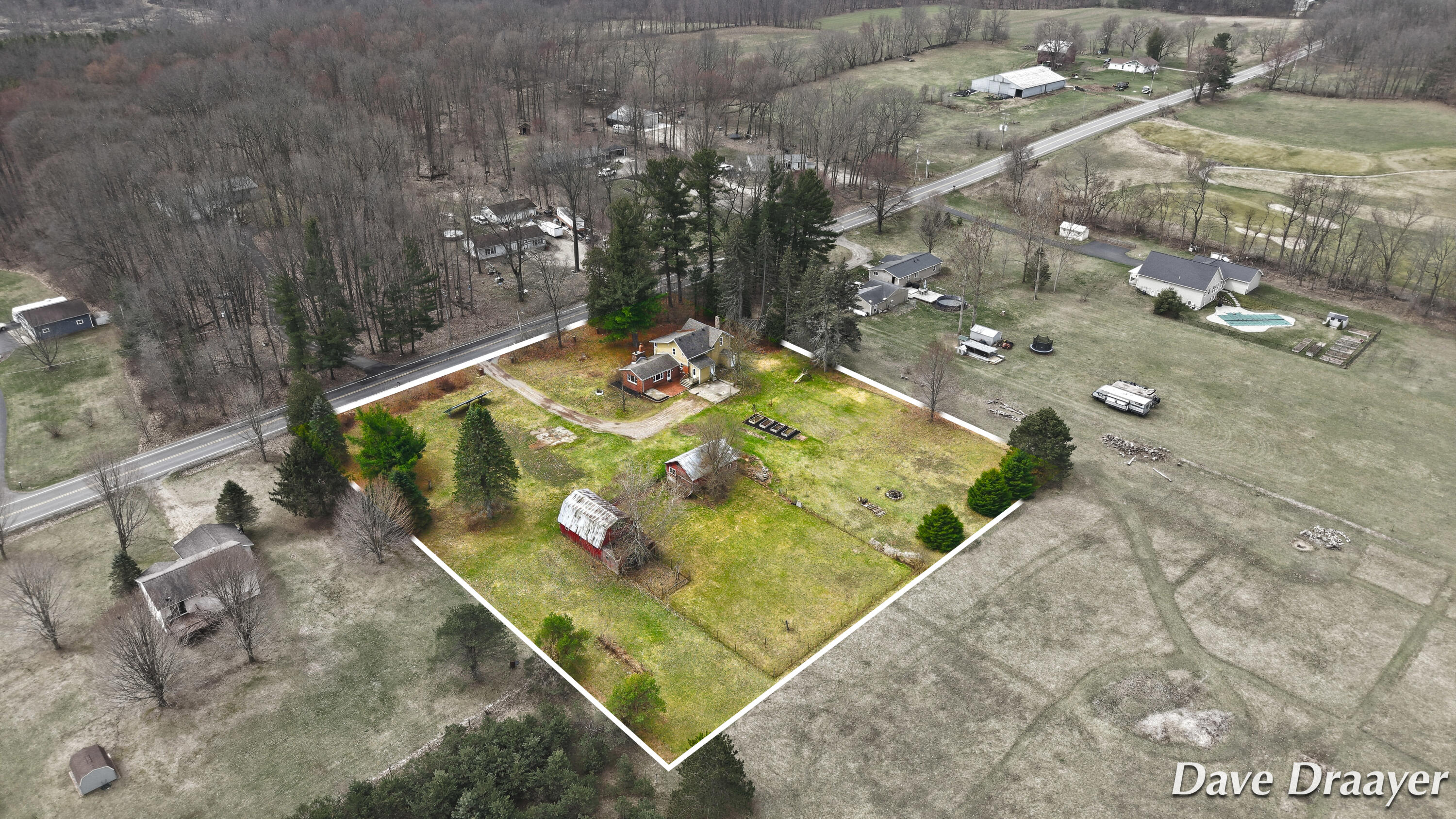 7869 17 Mile Road Ne Property Photo 1