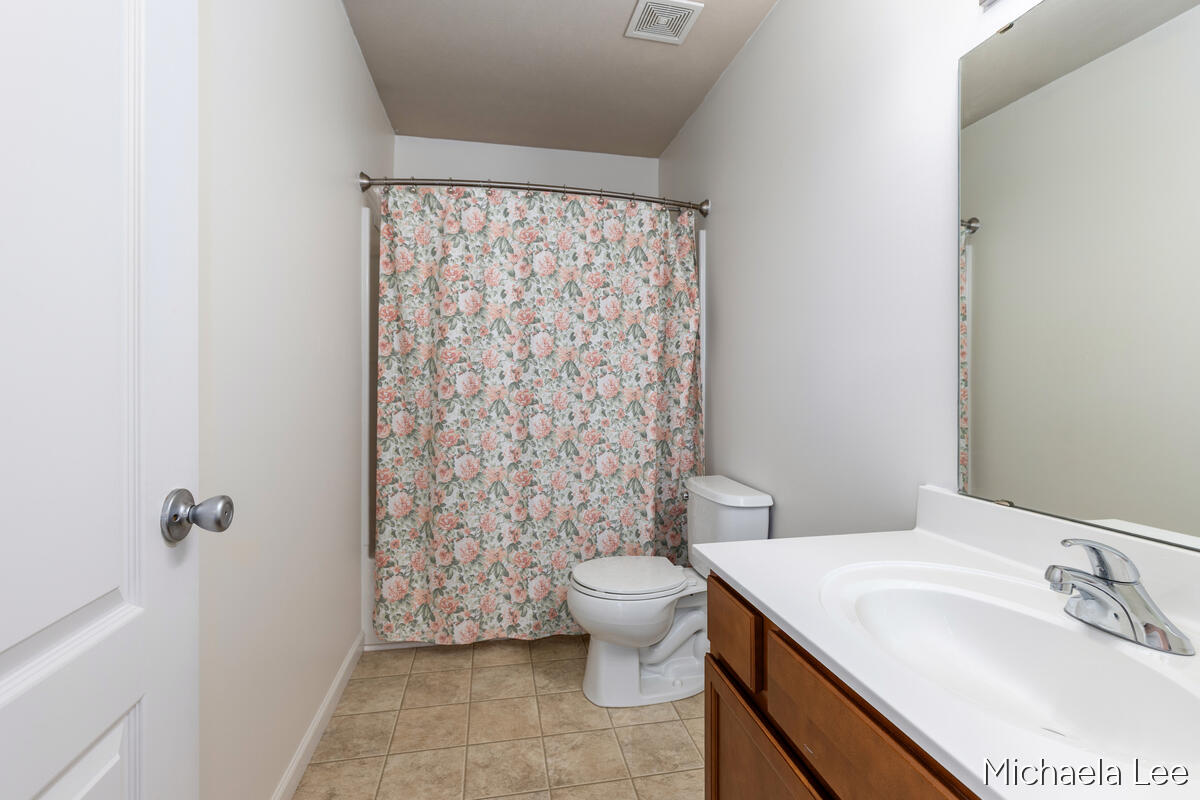 607 Nantucket Drive Property Photo 14