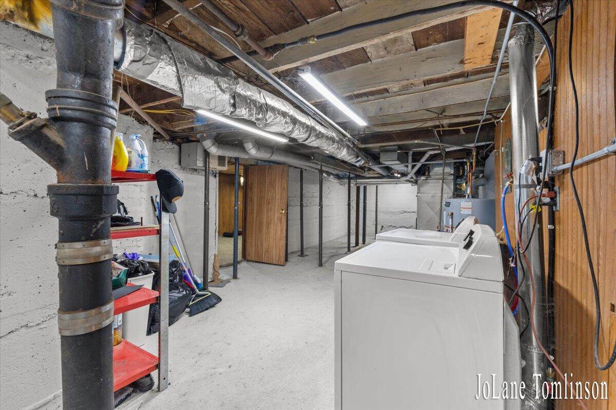 3274 Briggs Boulevard Ne Property Photo 17