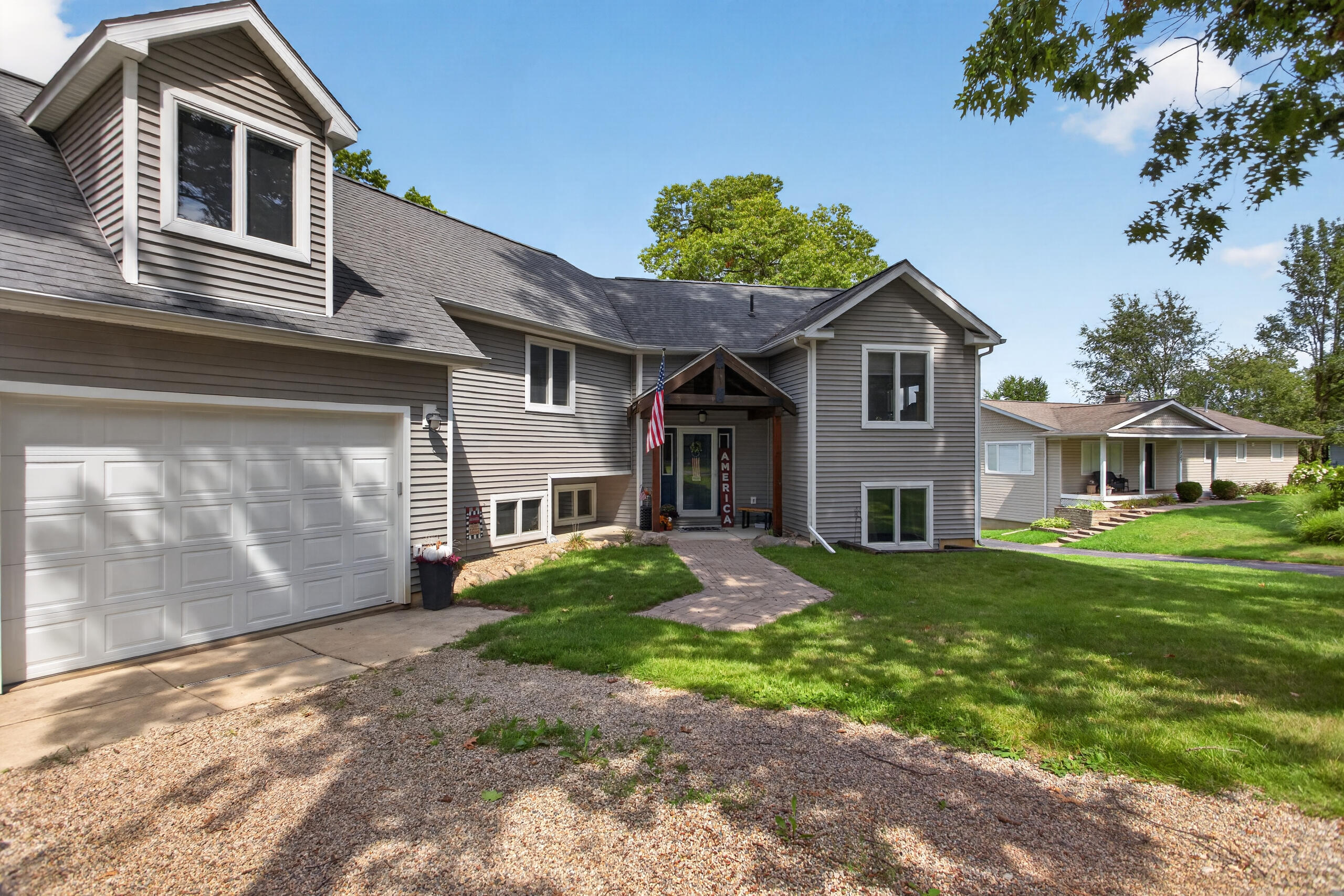 1720 Little Drive Property Photo 3