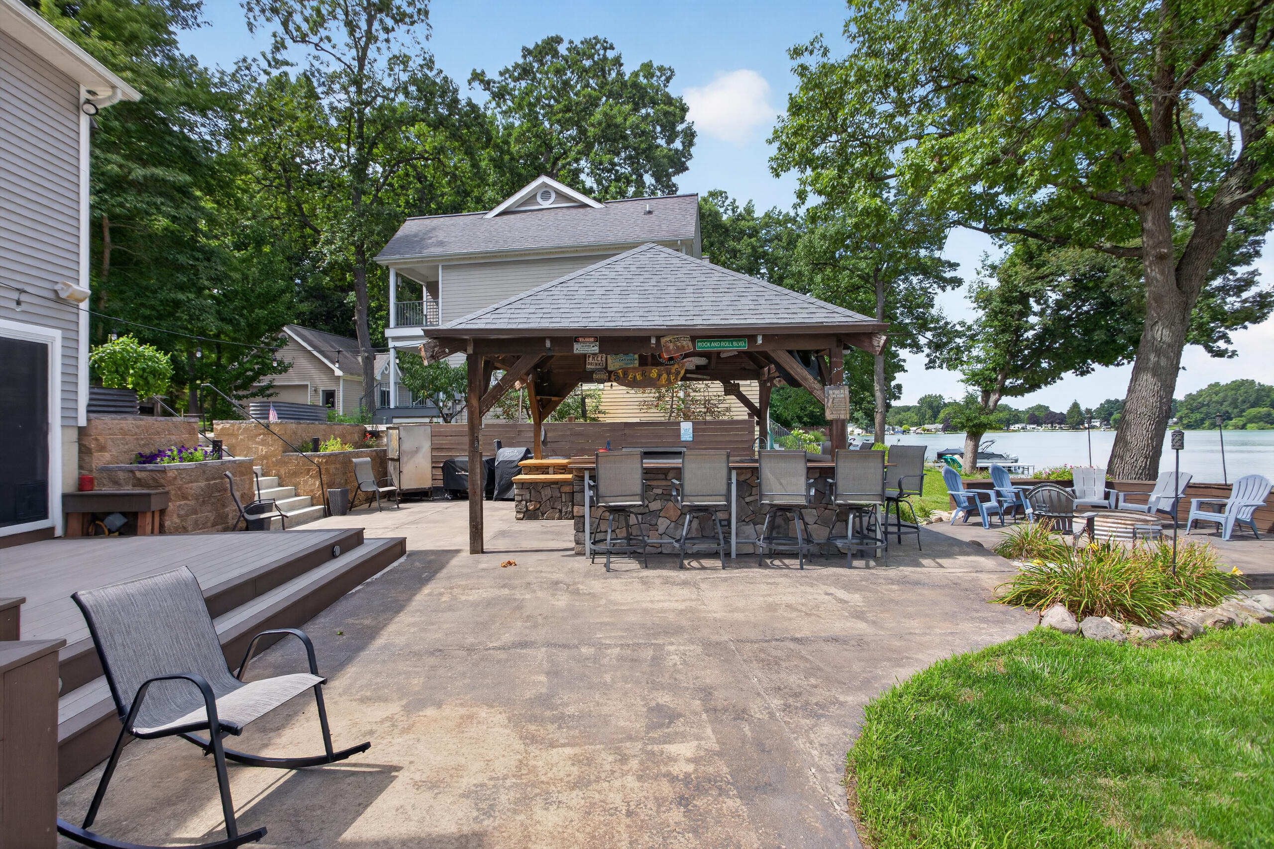 1720 Little Drive Property Photo 16