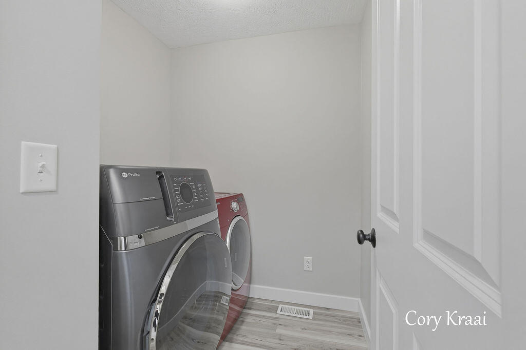 6233 Norfolk Drive Property Photo 23