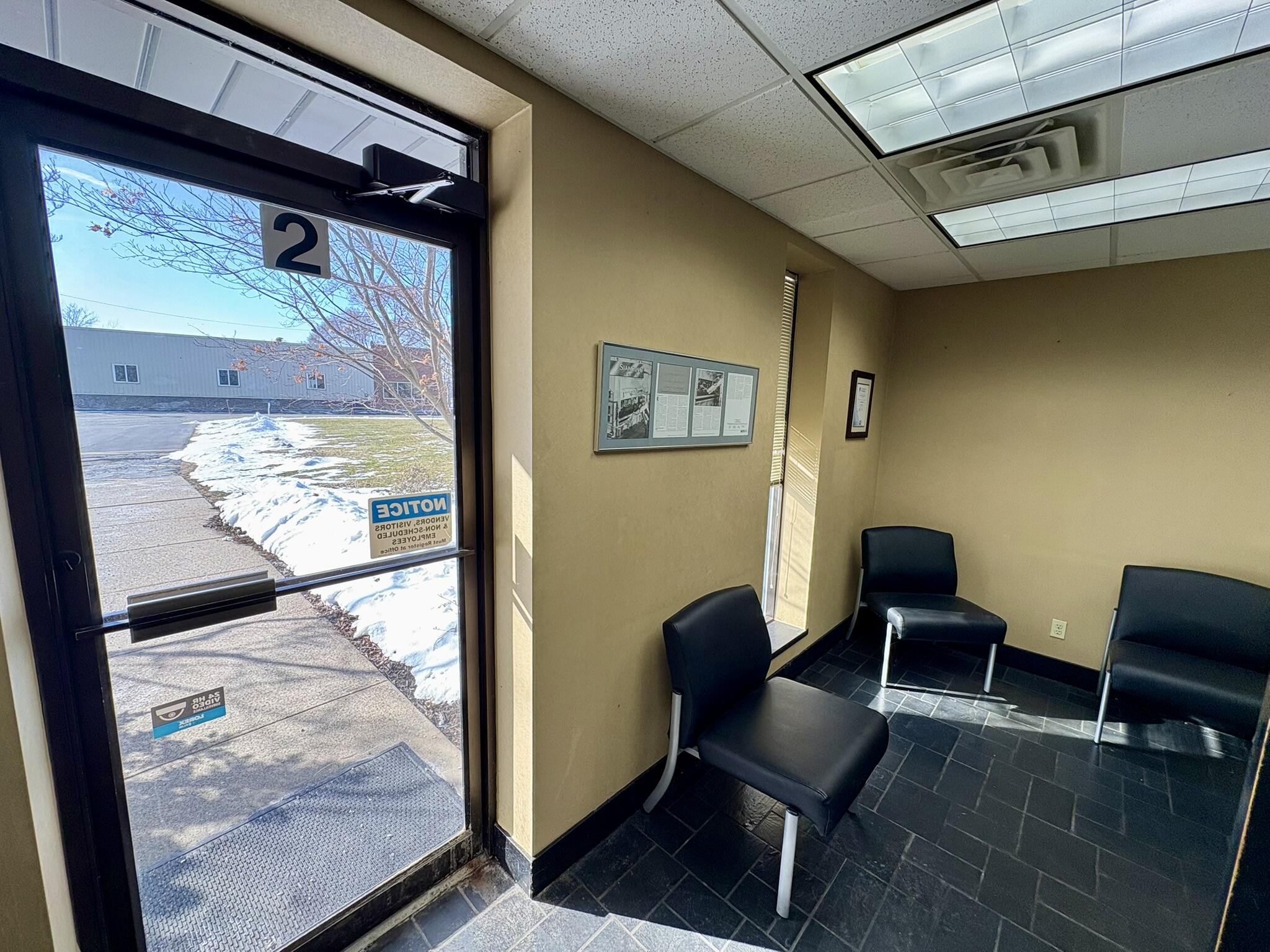 3600 Tennis Court Property Photo 4