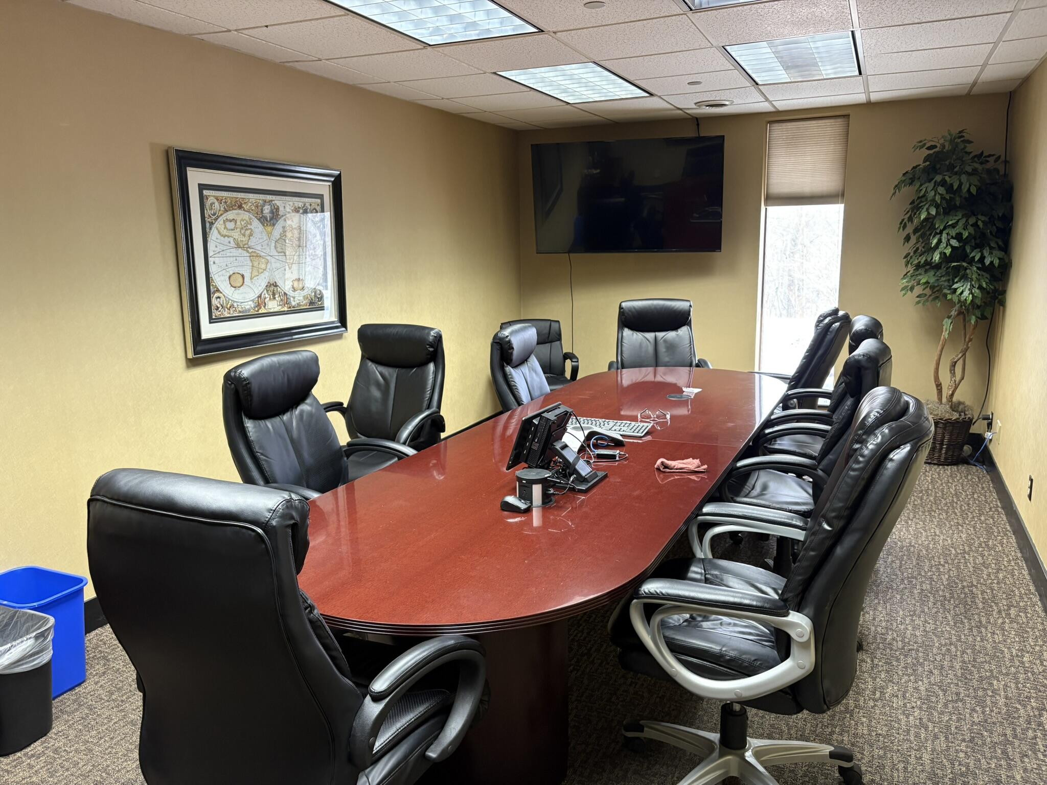 3600 Tennis Court Property Photo 6