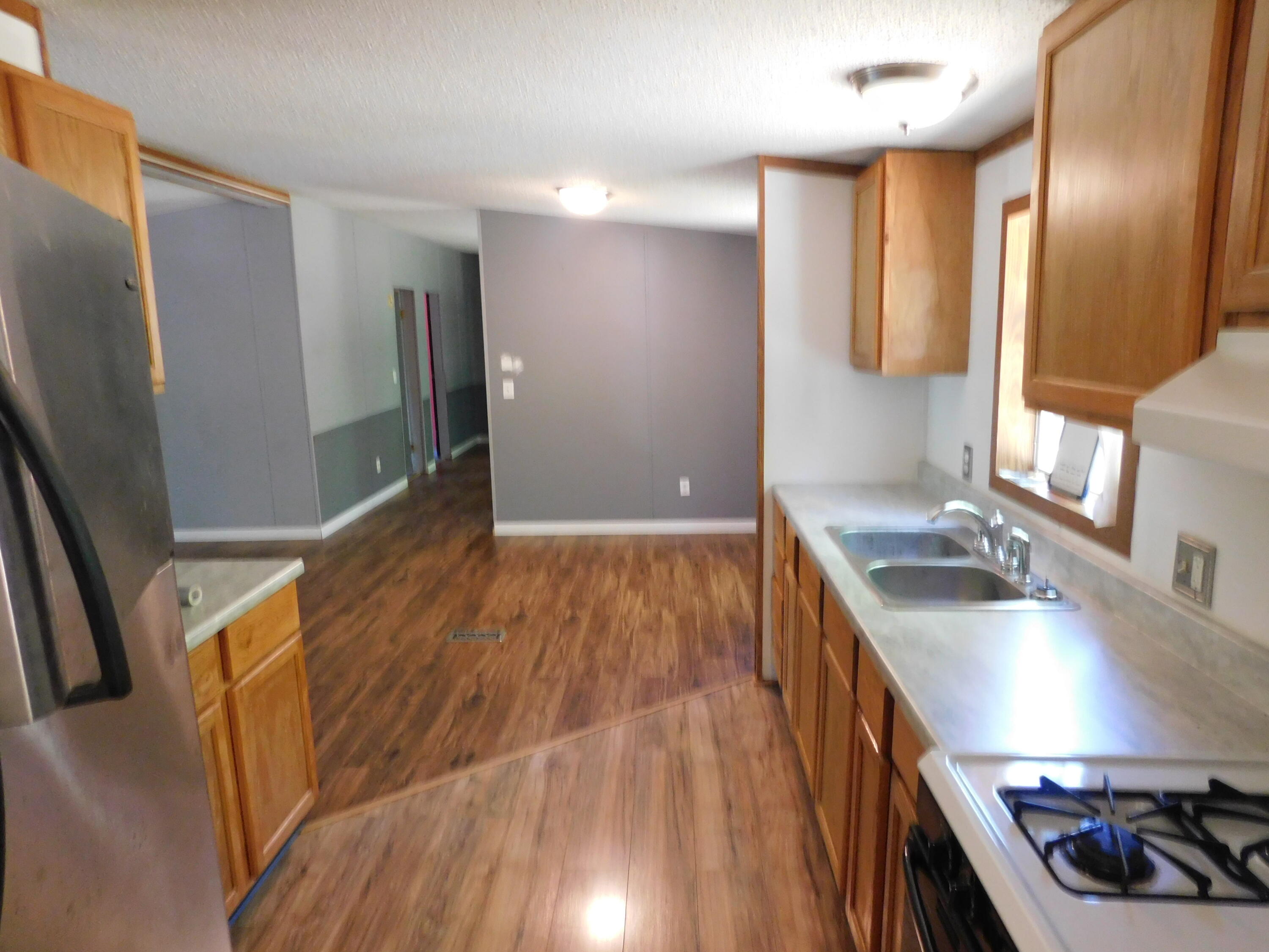 647 N Hart Road Property Photo 18