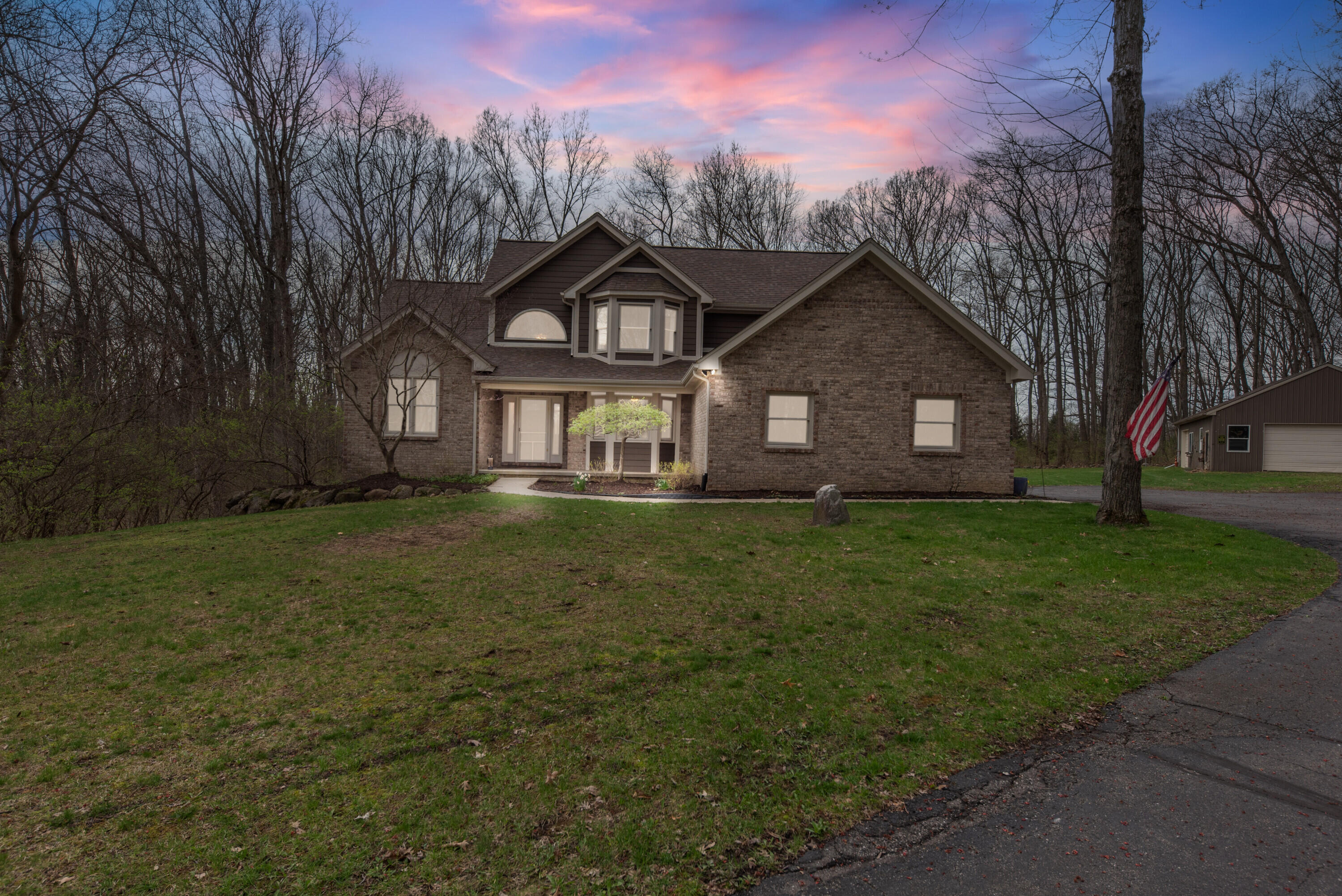 11460 Hearthside Drive Property Photo 3