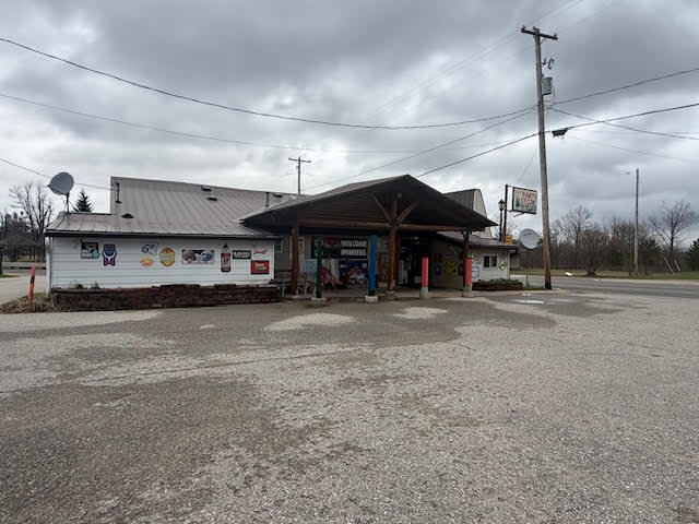4203 N Abbe Road Property Photo 1