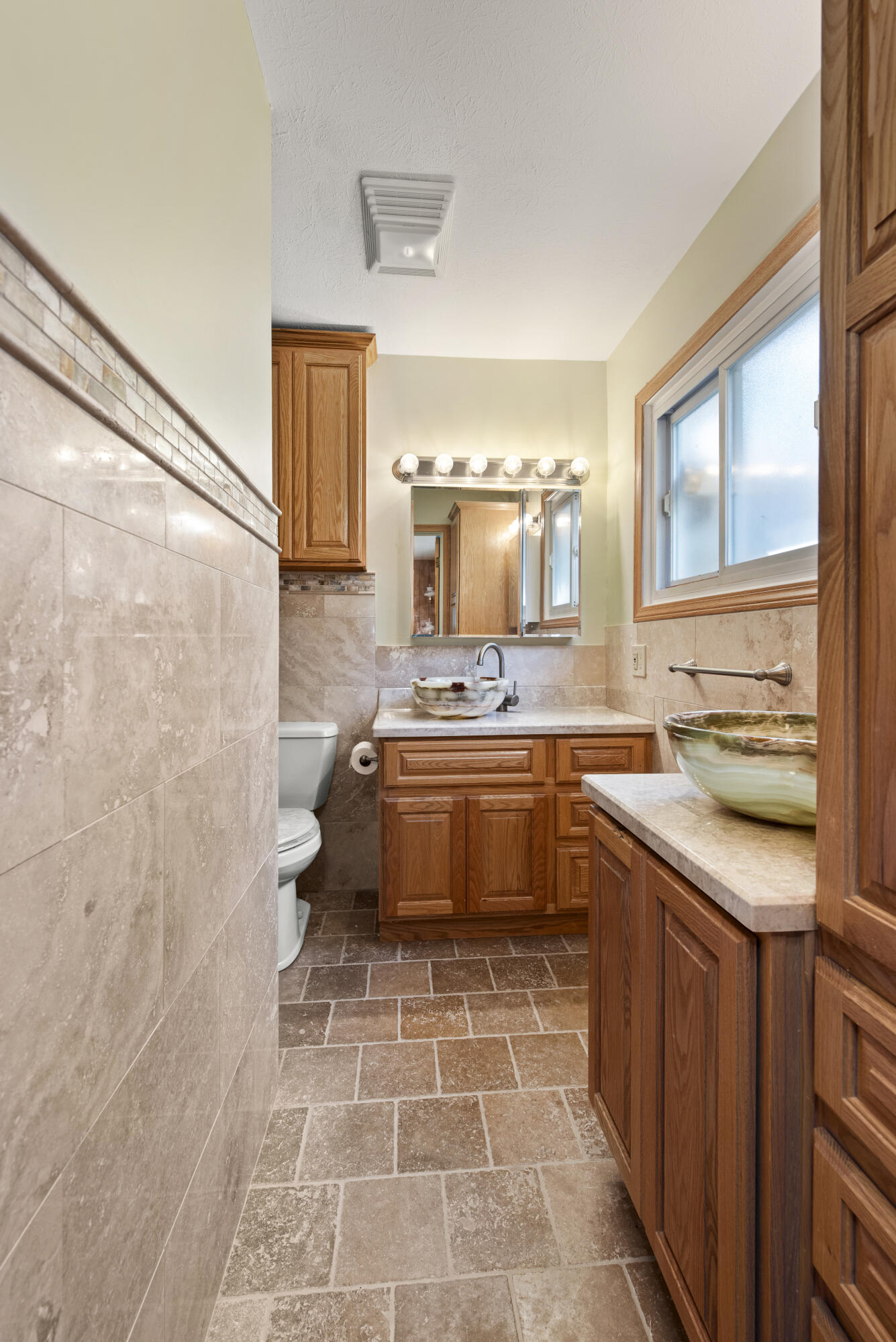 219 Ottawa Drive Property Photo 14