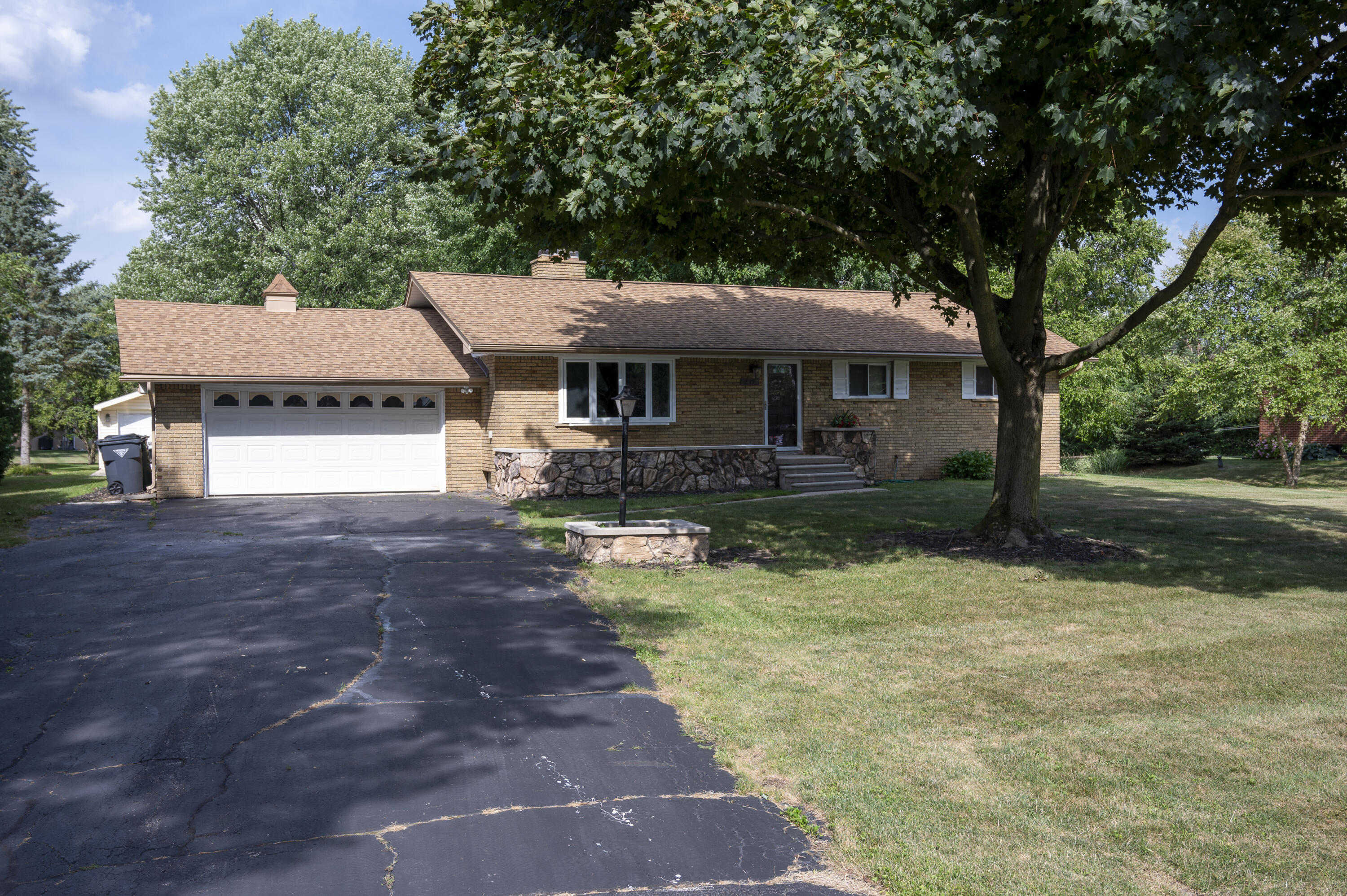 219 Ottawa Drive Property Photo 30