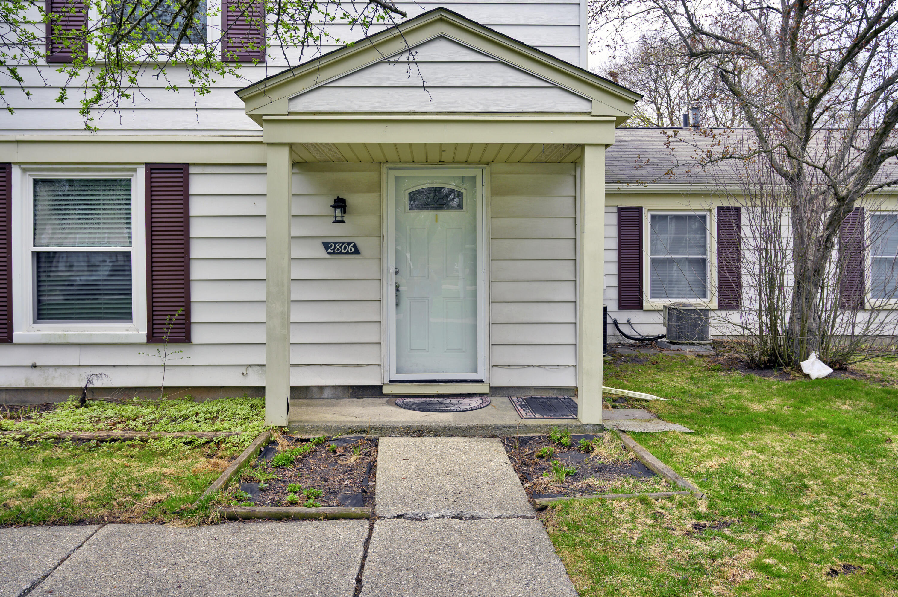 2806 Willow Ct Drive Property Photo 1