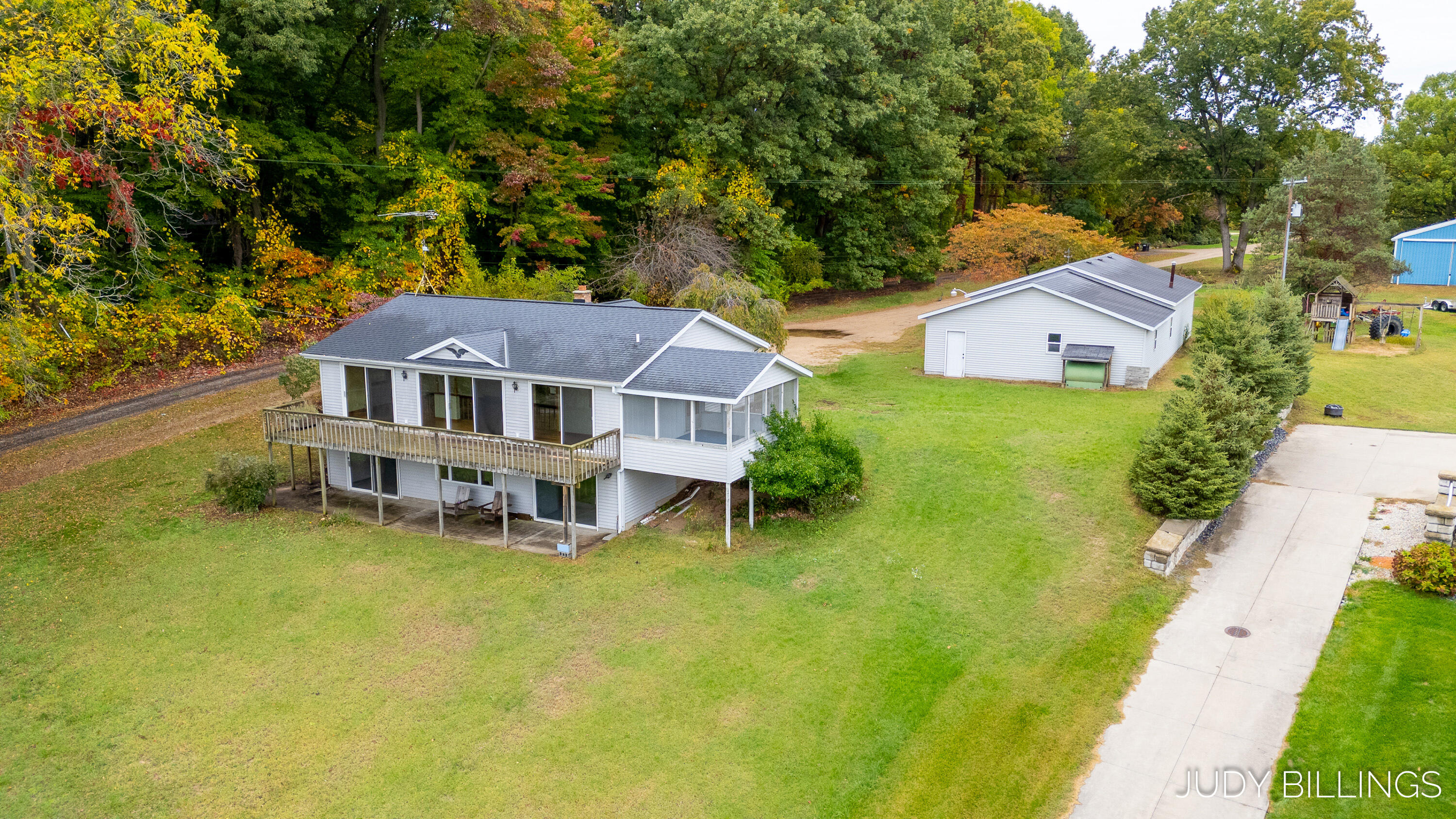 6342 Old Allegan Road Property Photo 10