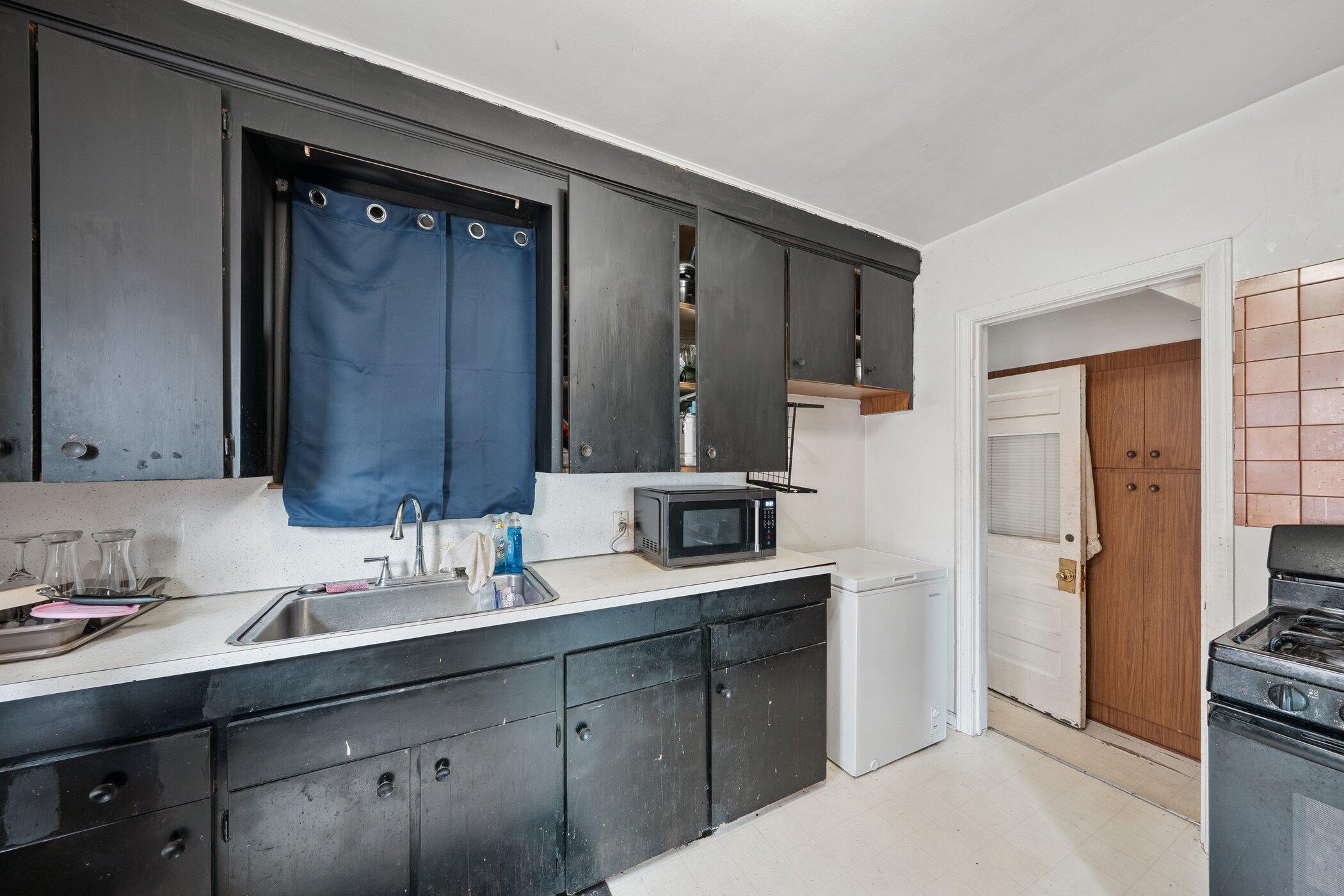 17360 Mansfield Street Property Photo 7