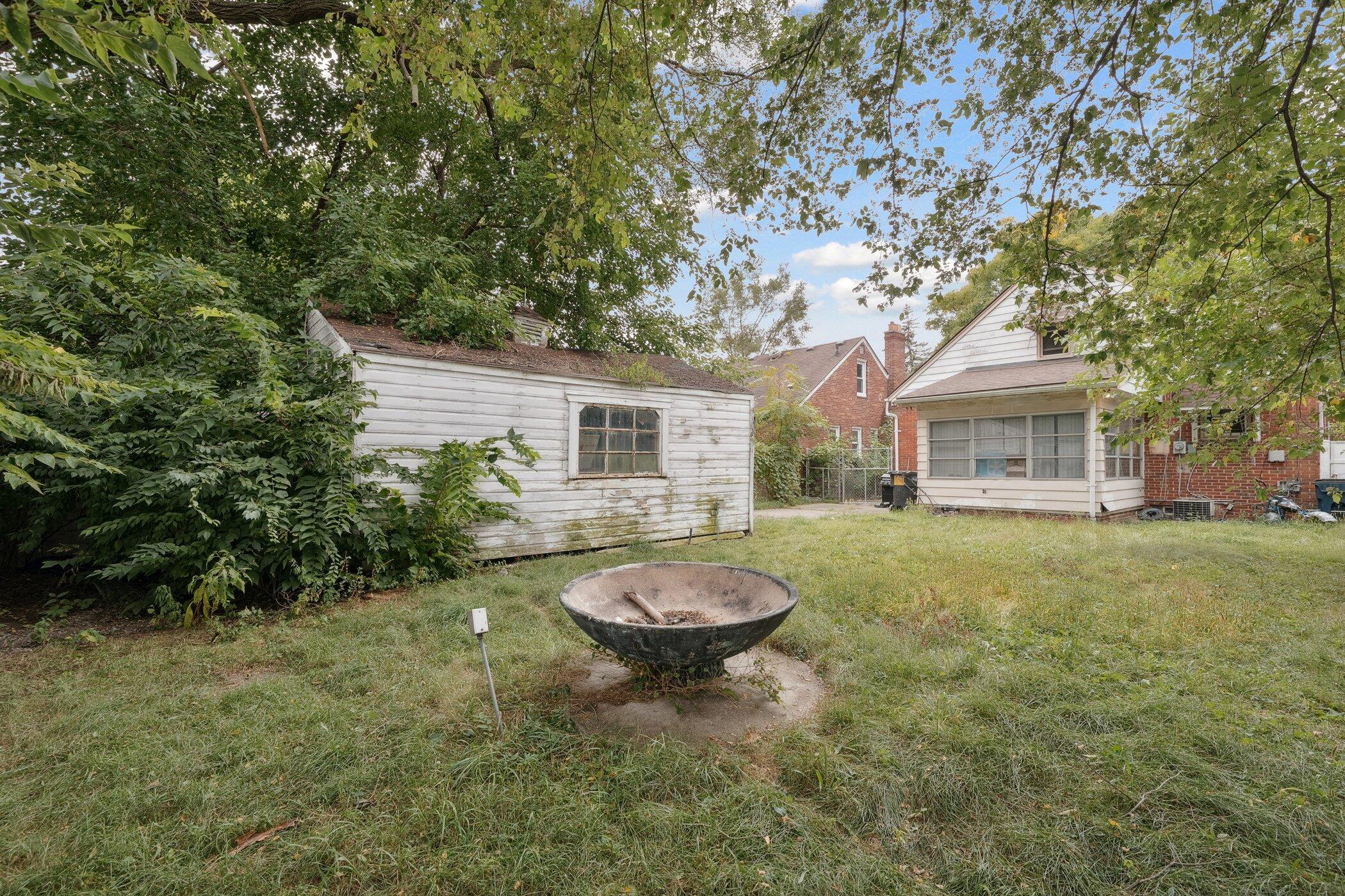 17360 Mansfield Street Property Photo 20