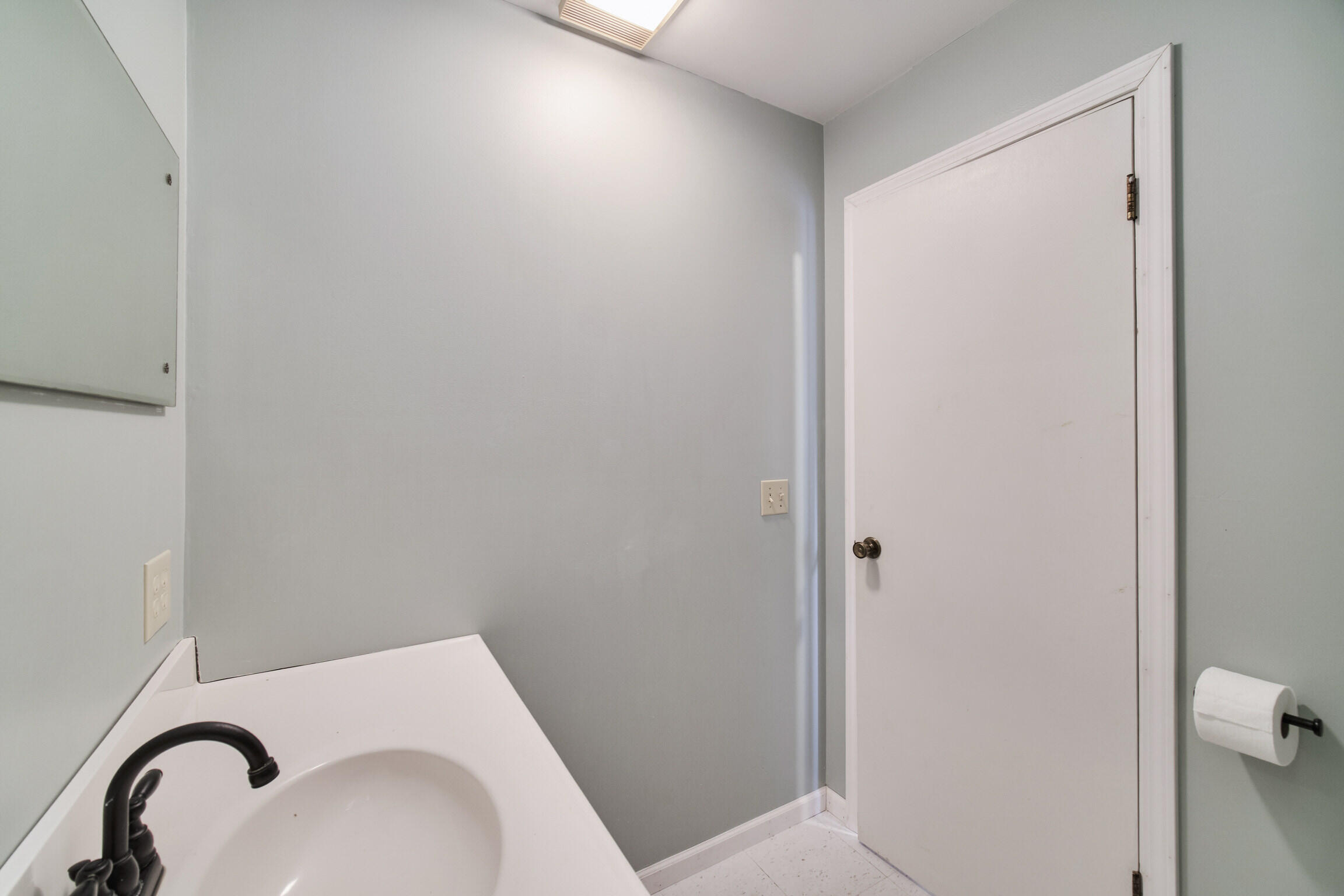 4990 Main Street Property Photo 40