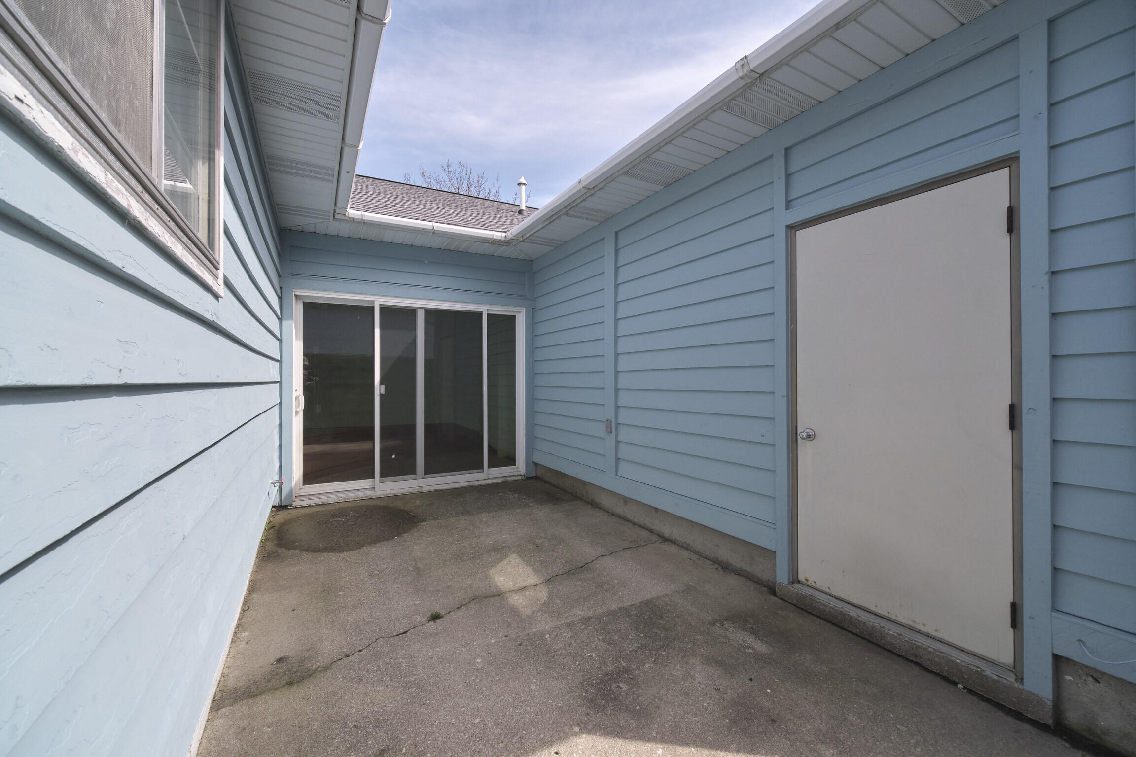 4990 Main Street Property Photo 56
