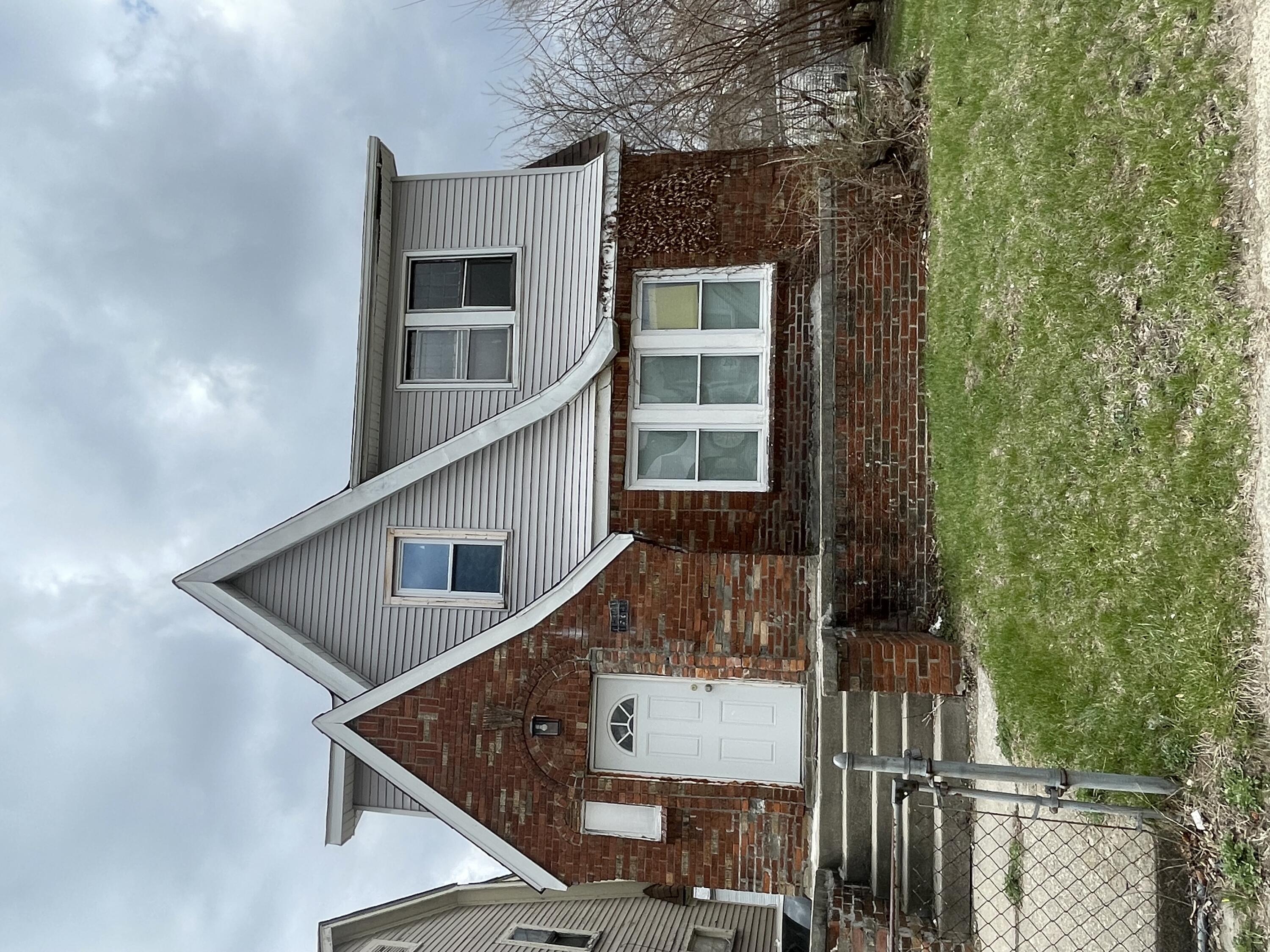 15341 Cherrylawn Street Property Photo 1