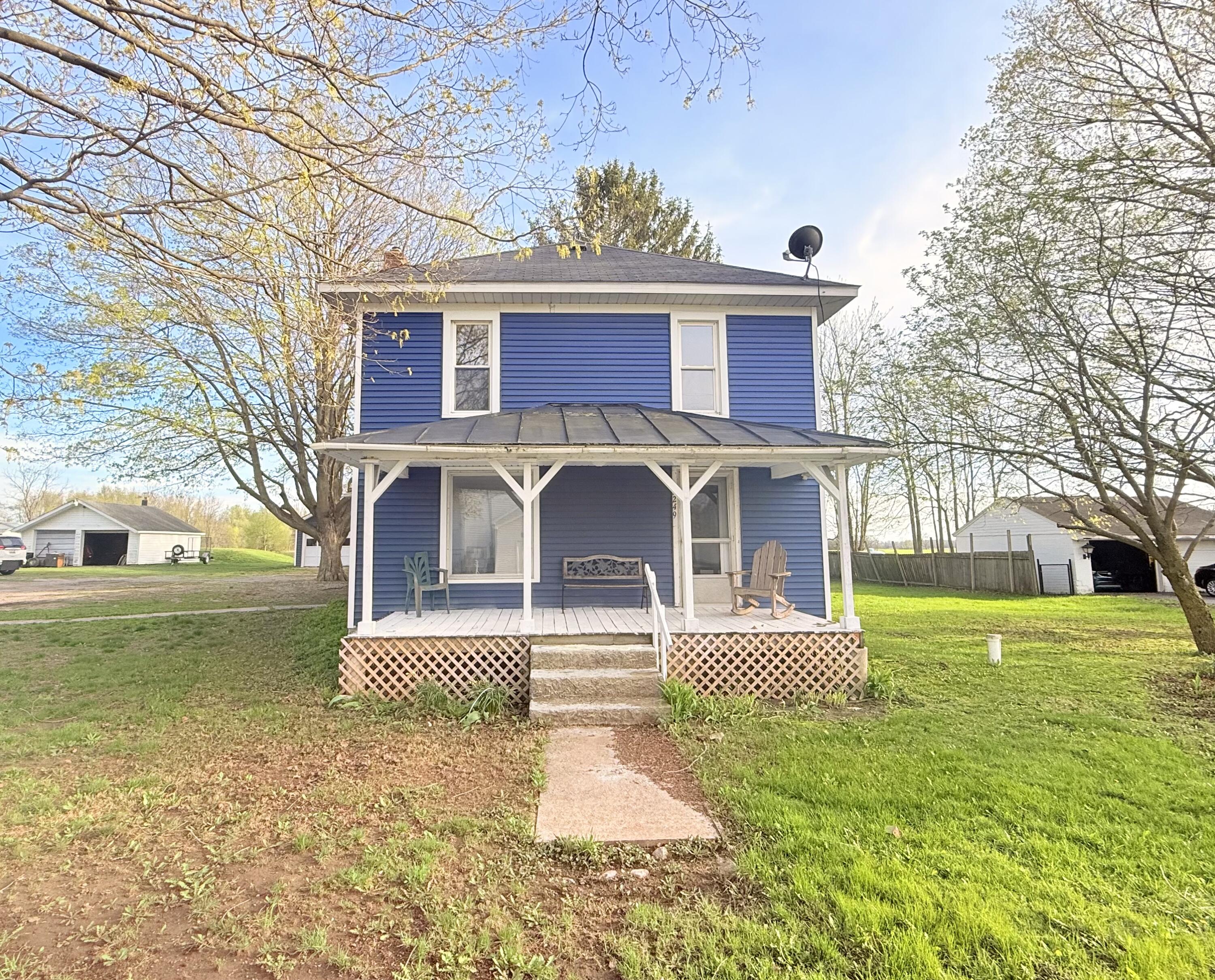 2249 E Montgomery Road Property Photo 1