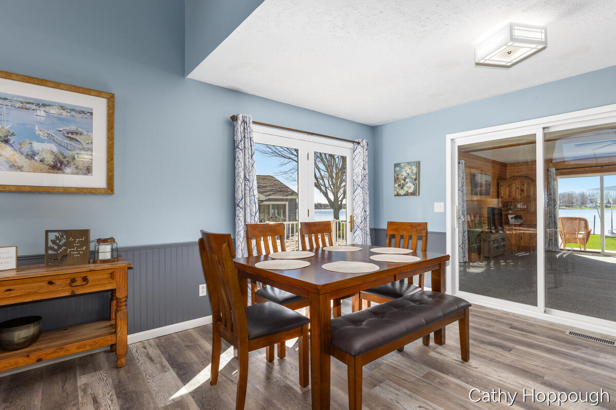 229 Ivason Drive Property Photo 7