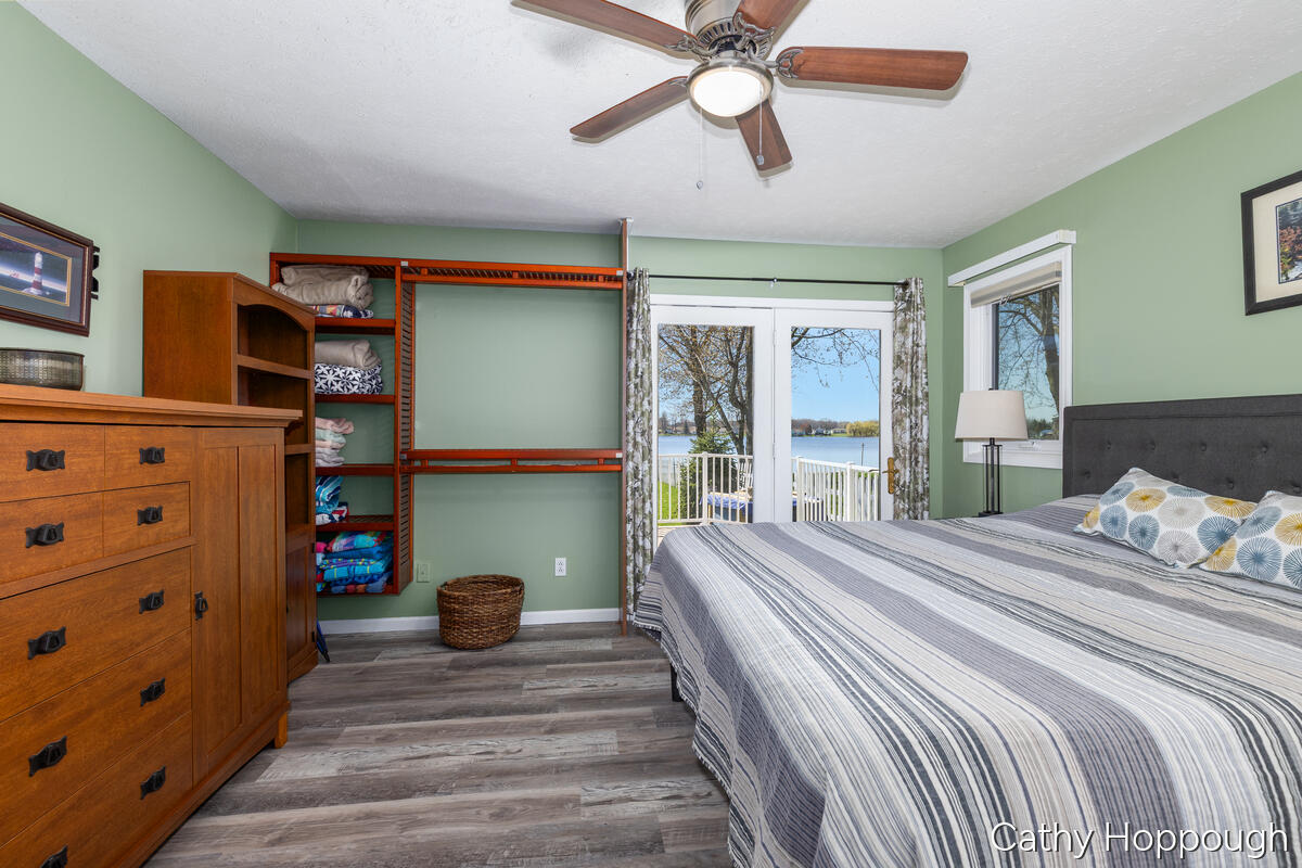 229 Ivason Drive Property Photo 14