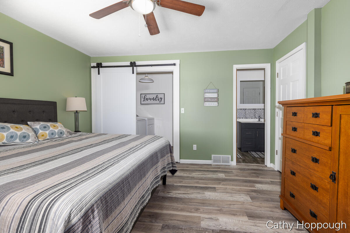 229 Ivason Drive Property Photo 15