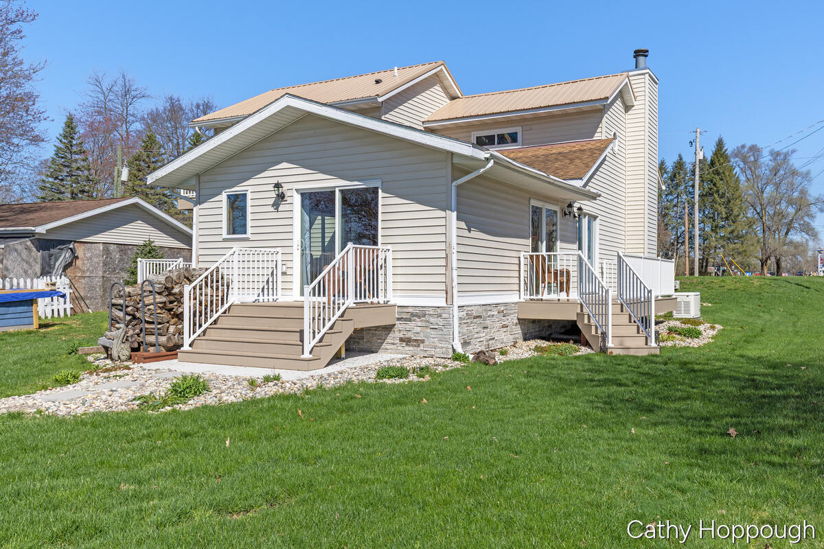 229 Ivason Drive Property Photo 26
