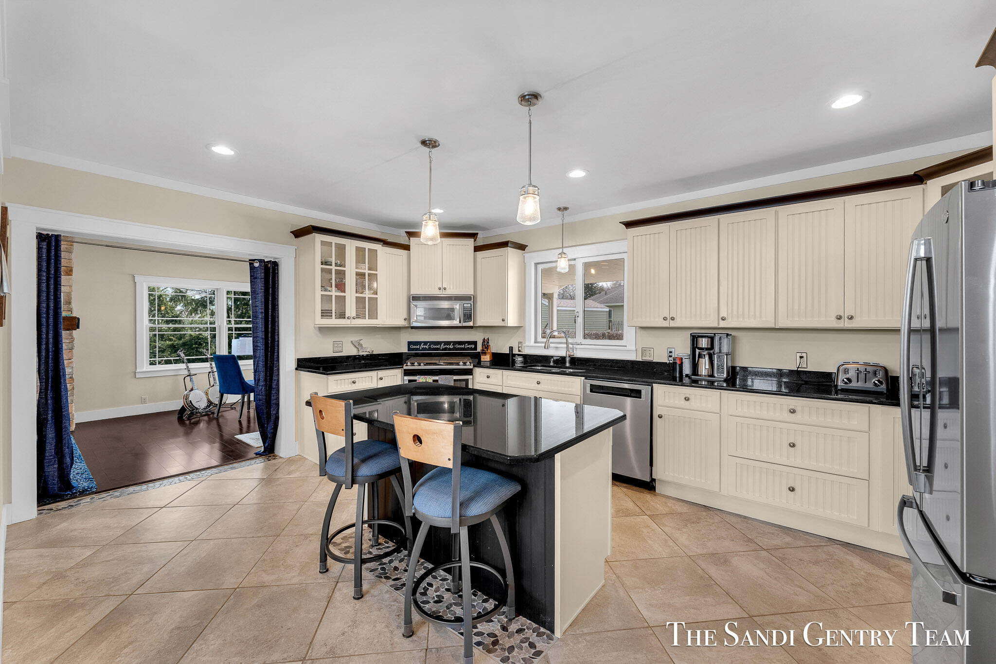 7 Circle Drive Property Photo 23