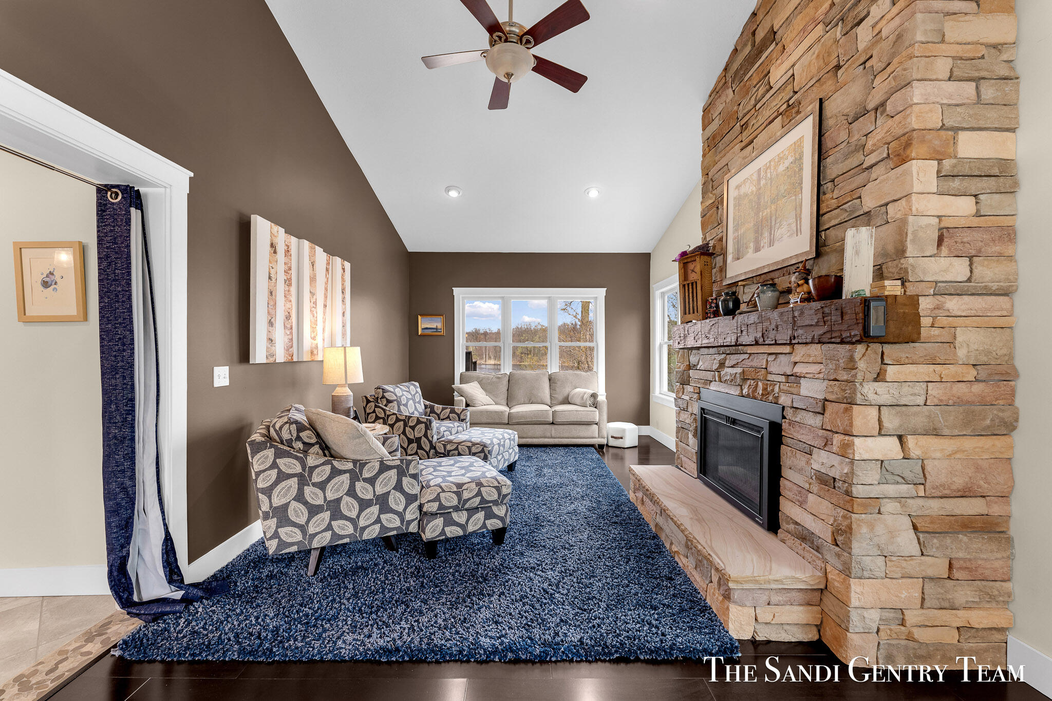 7 Circle Drive Property Photo 27
