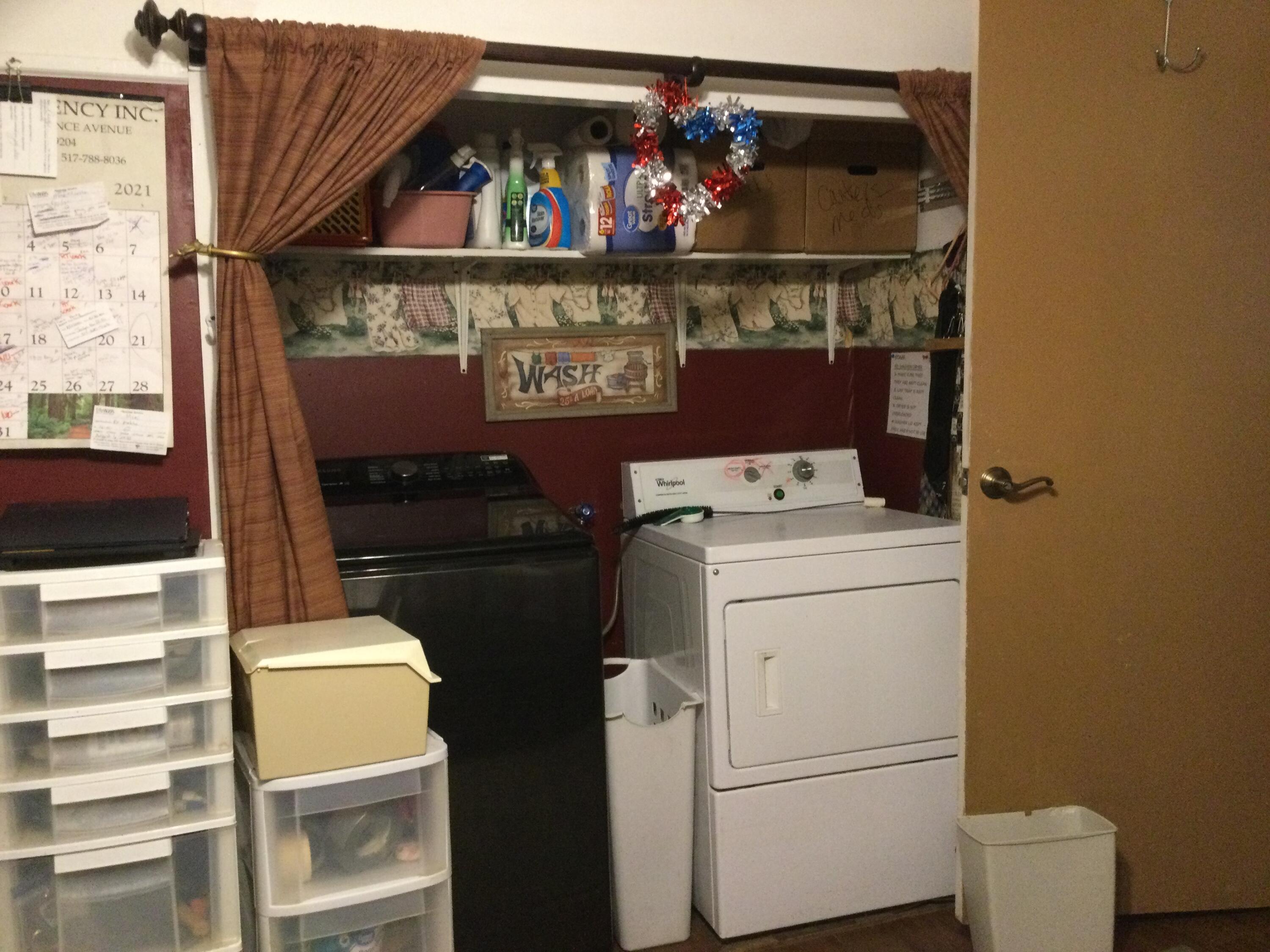 121 W State Street Property Photo 24