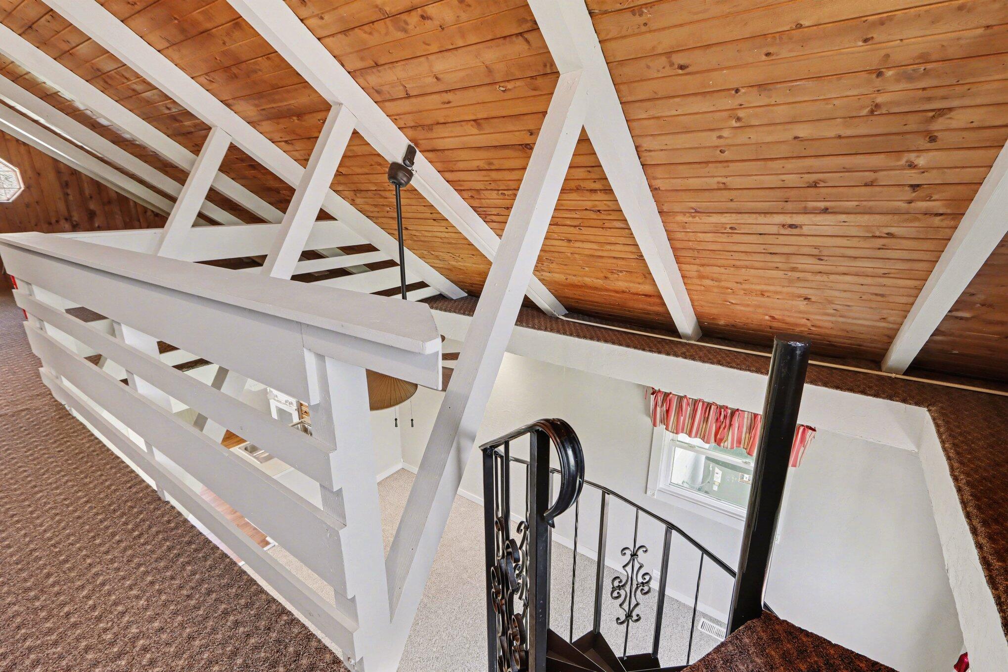 64420 Constantine Road Property Photo 14