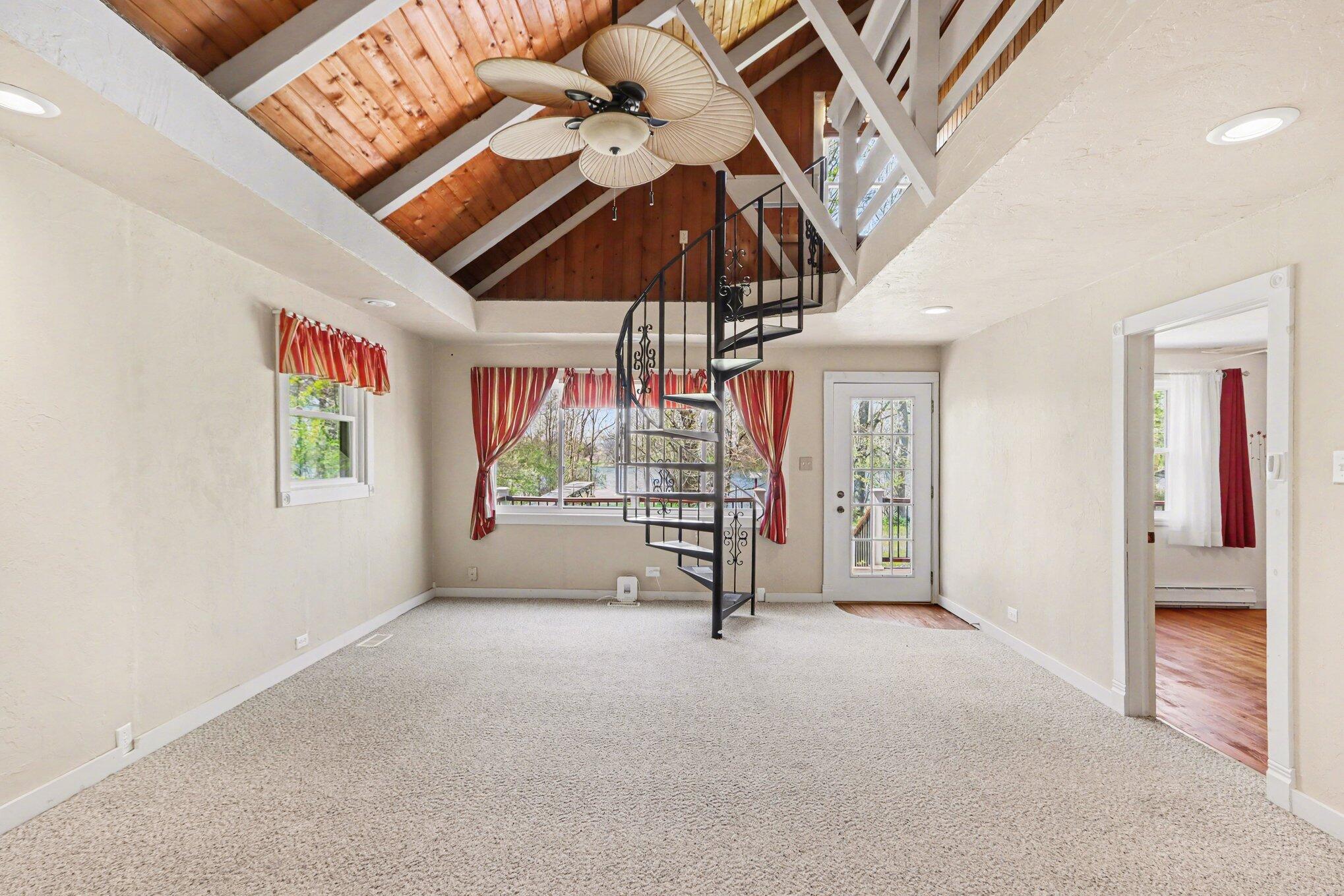 64420 Constantine Road Property Photo 16