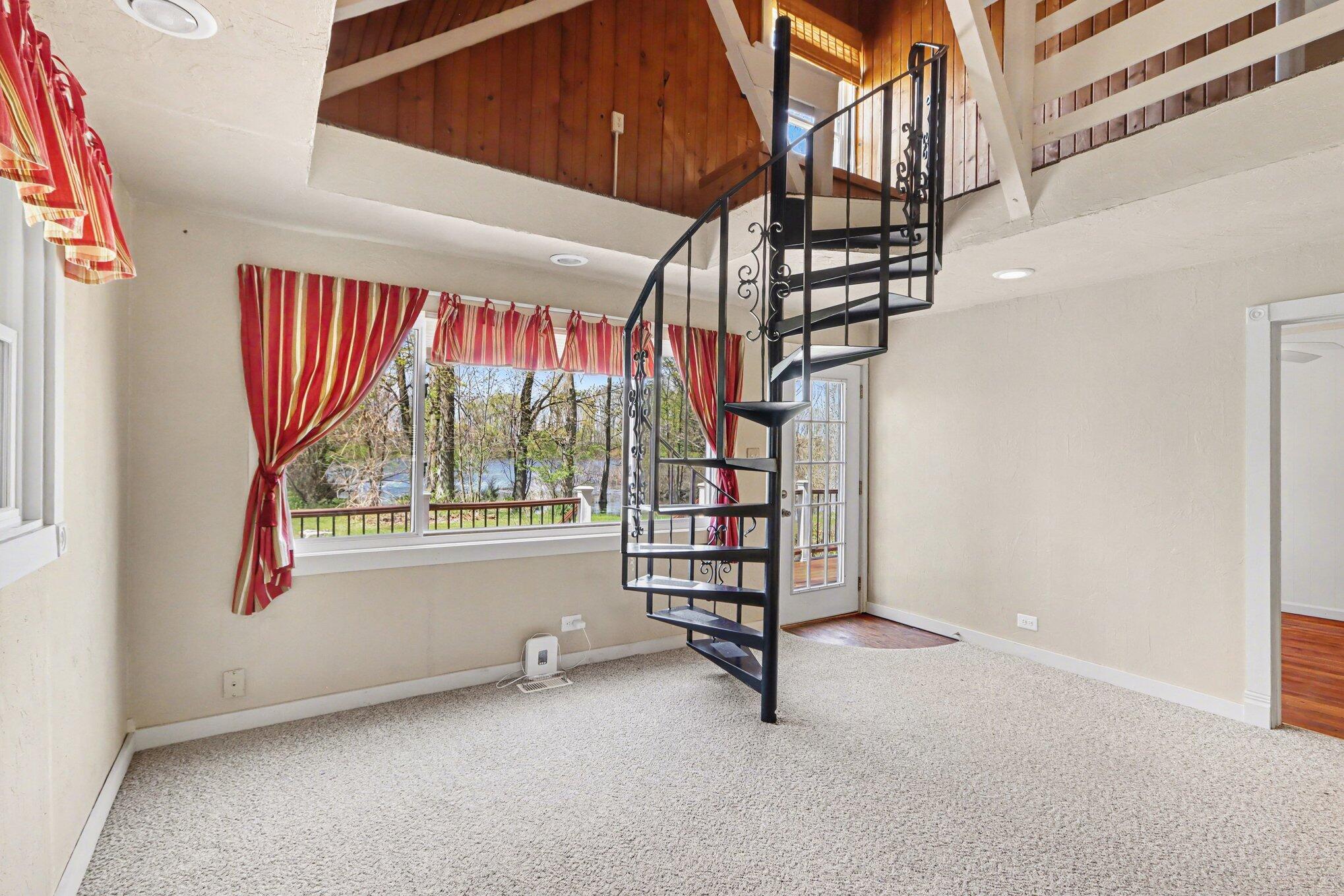 64420 Constantine Road Property Photo 18