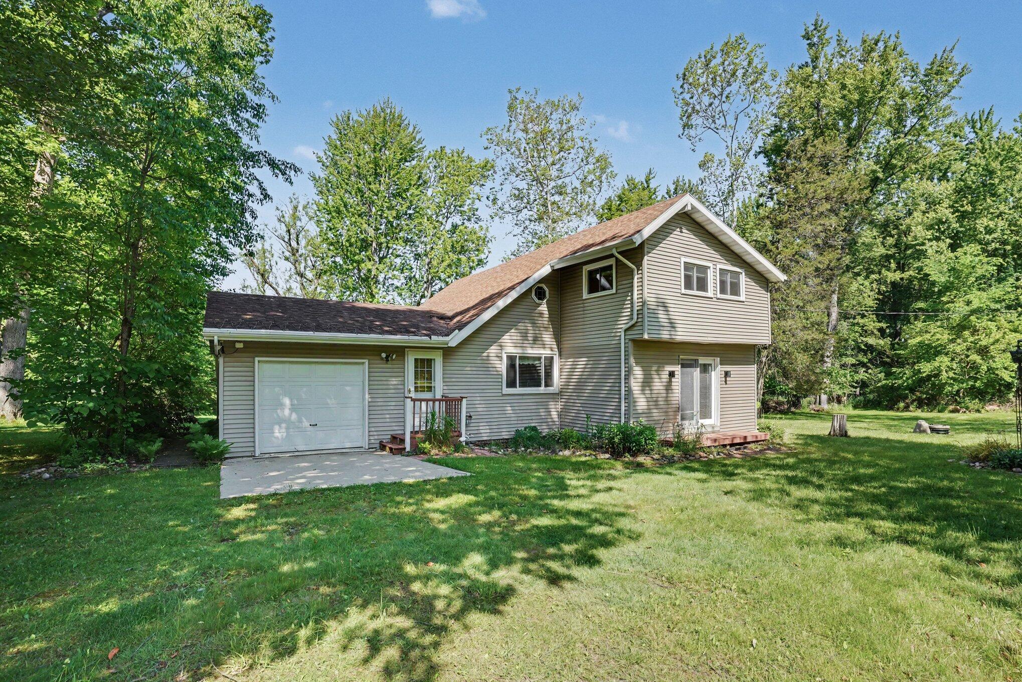 64420 Constantine Road Property Photo 25