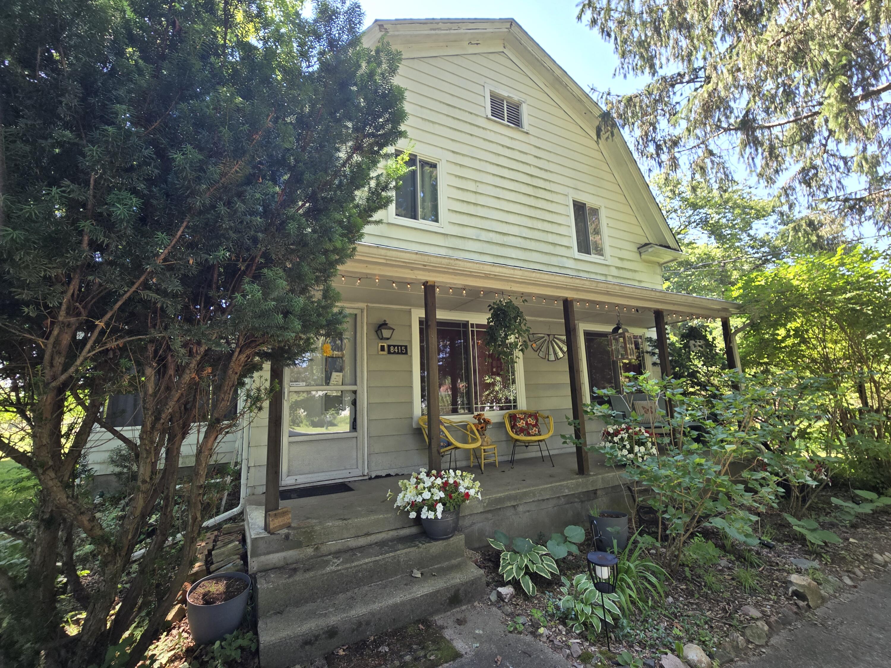 8415 Huron River Drive Property Photo 2