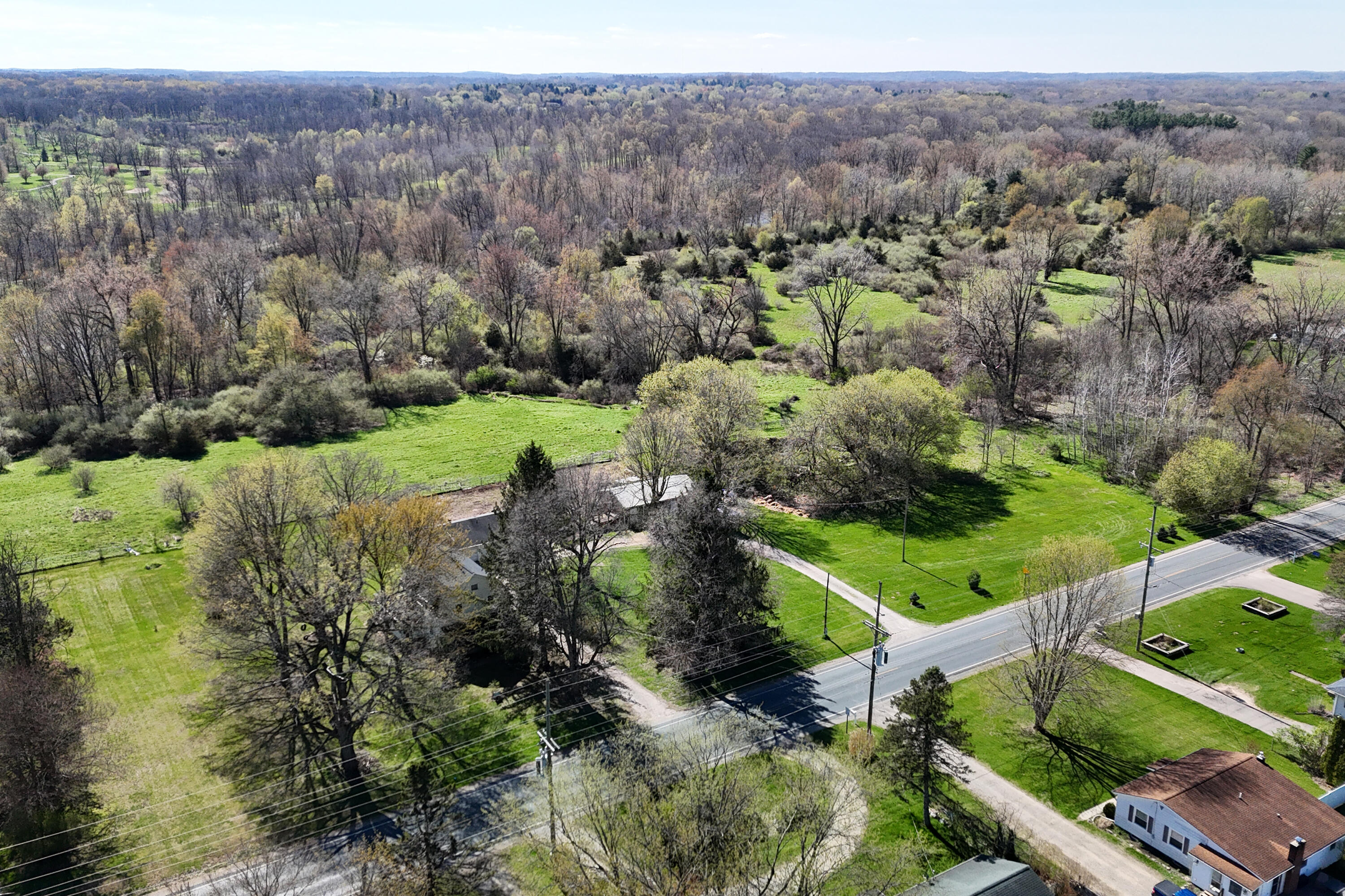 8415 Huron River Drive Property Photo 38